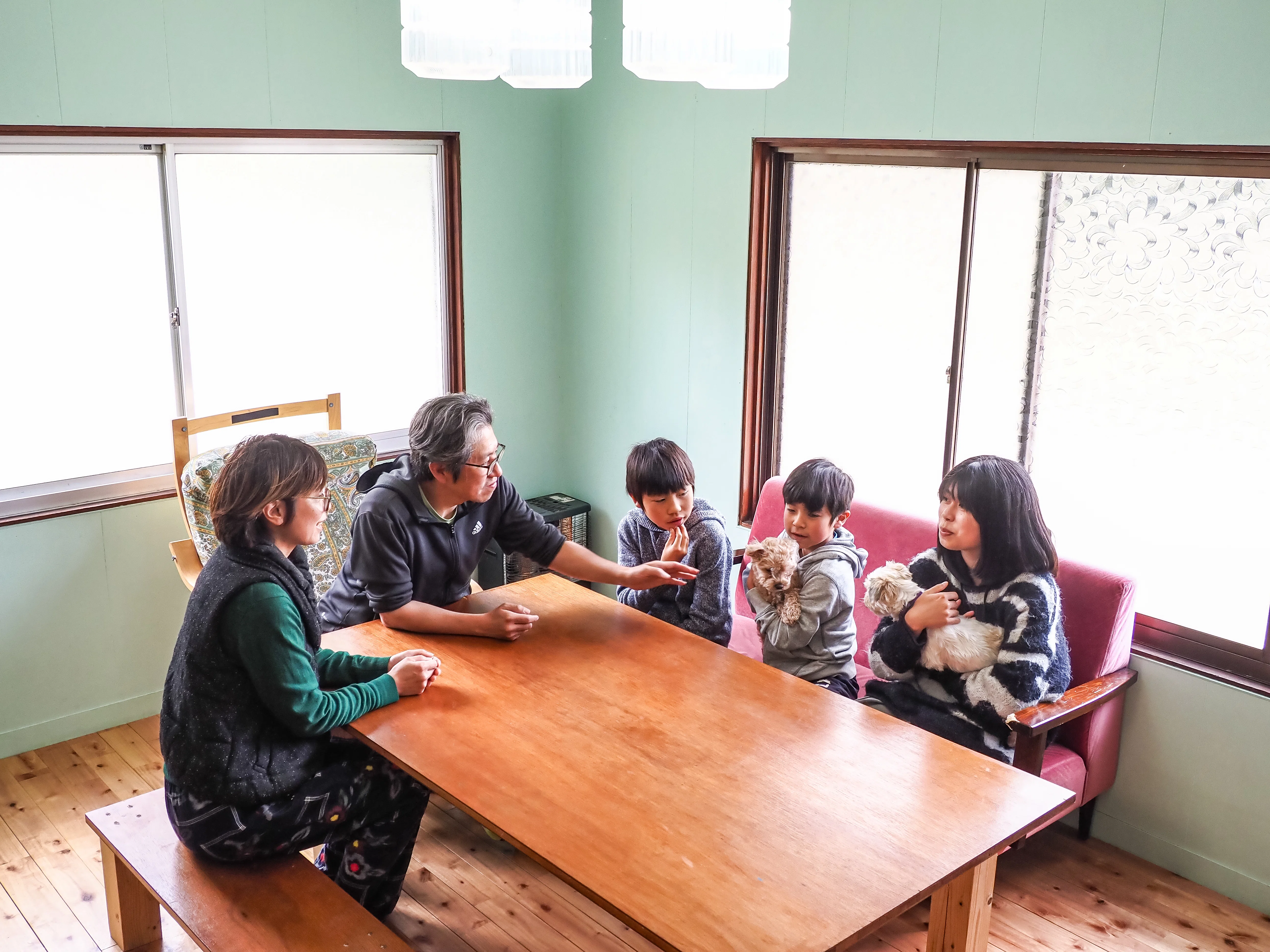 山と家族と犬と鶏と…半農半Xの新しい暮らし 👩‍🌾We are The 34Sassys