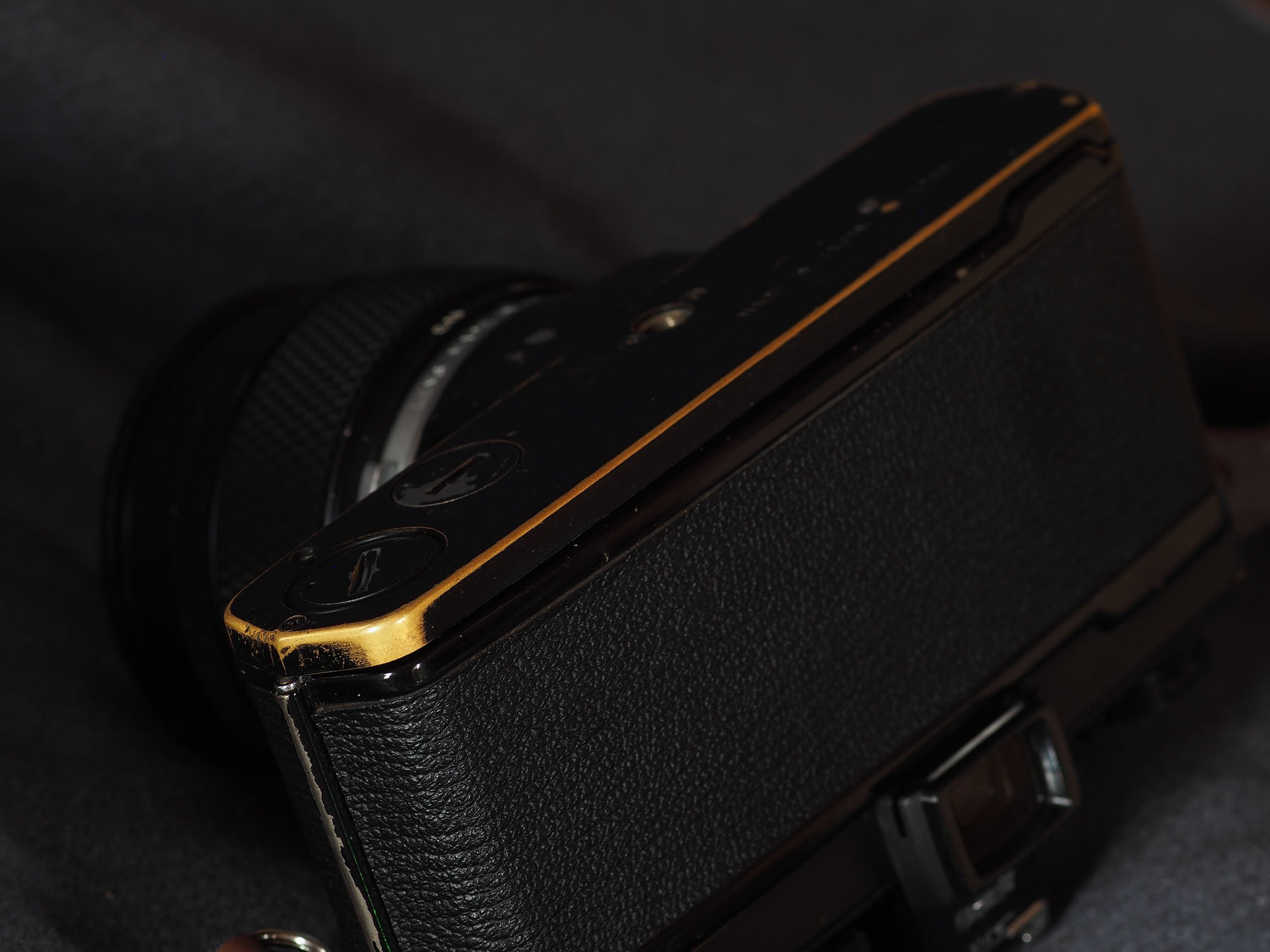 使っているカメラについて語ってしまおう（OLYMPUS OM-1）｜補助キヲク装置