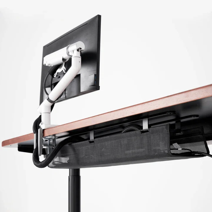COFO Desk Premium 昇降デスク（付属品付き）140×70 使用レビュー】人生初の昇降式デスク：COFO Desk Premium（140×70×3cm