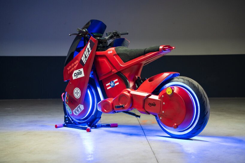 あの『アキラ』のバイクが現実に！？ DAB Motors×VVTによる近