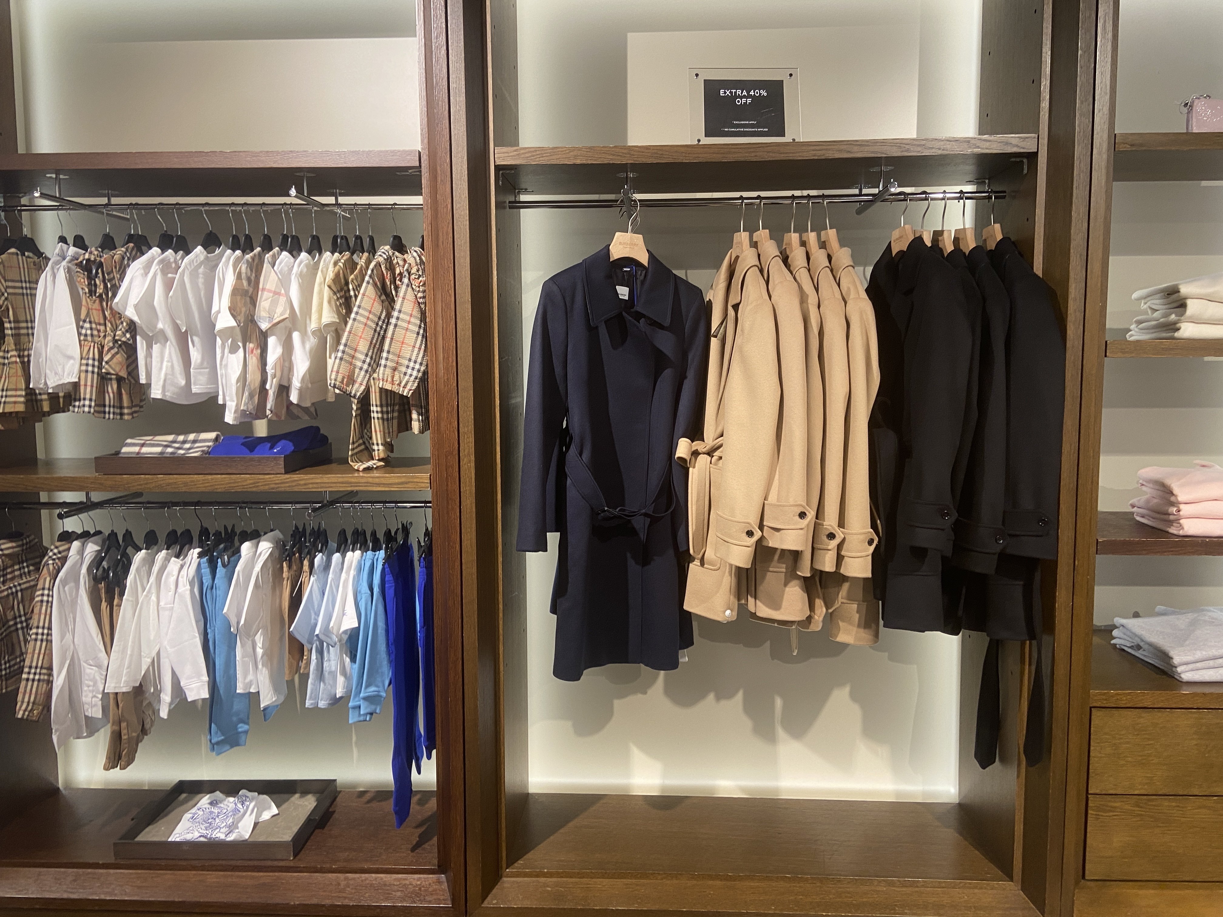 バーバリー・ロンドンアウトレット完全ガイド｜Burberry Outlet