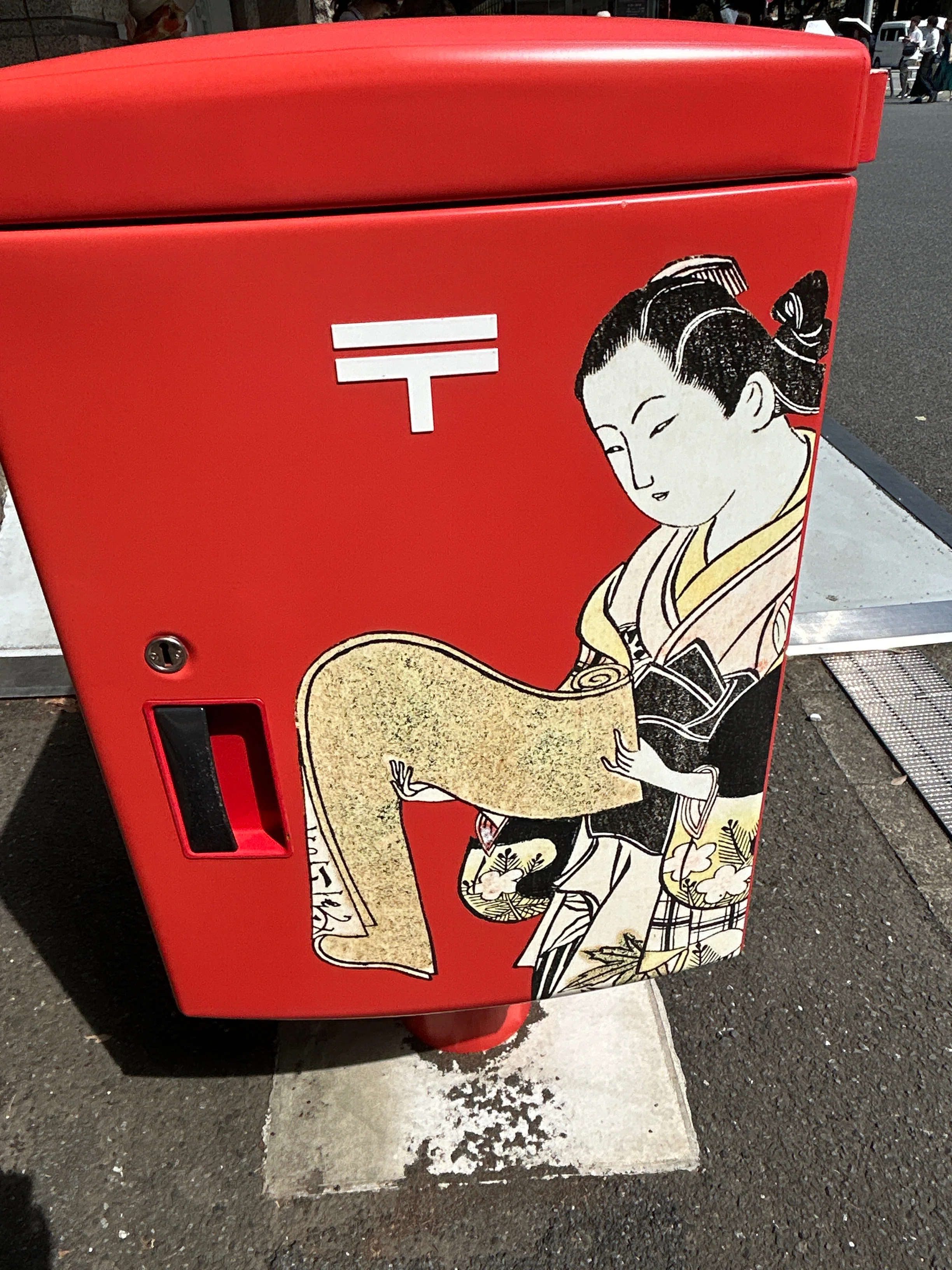毎日美術⭐︎東京国立博物館前にあるポスト｜もちもち