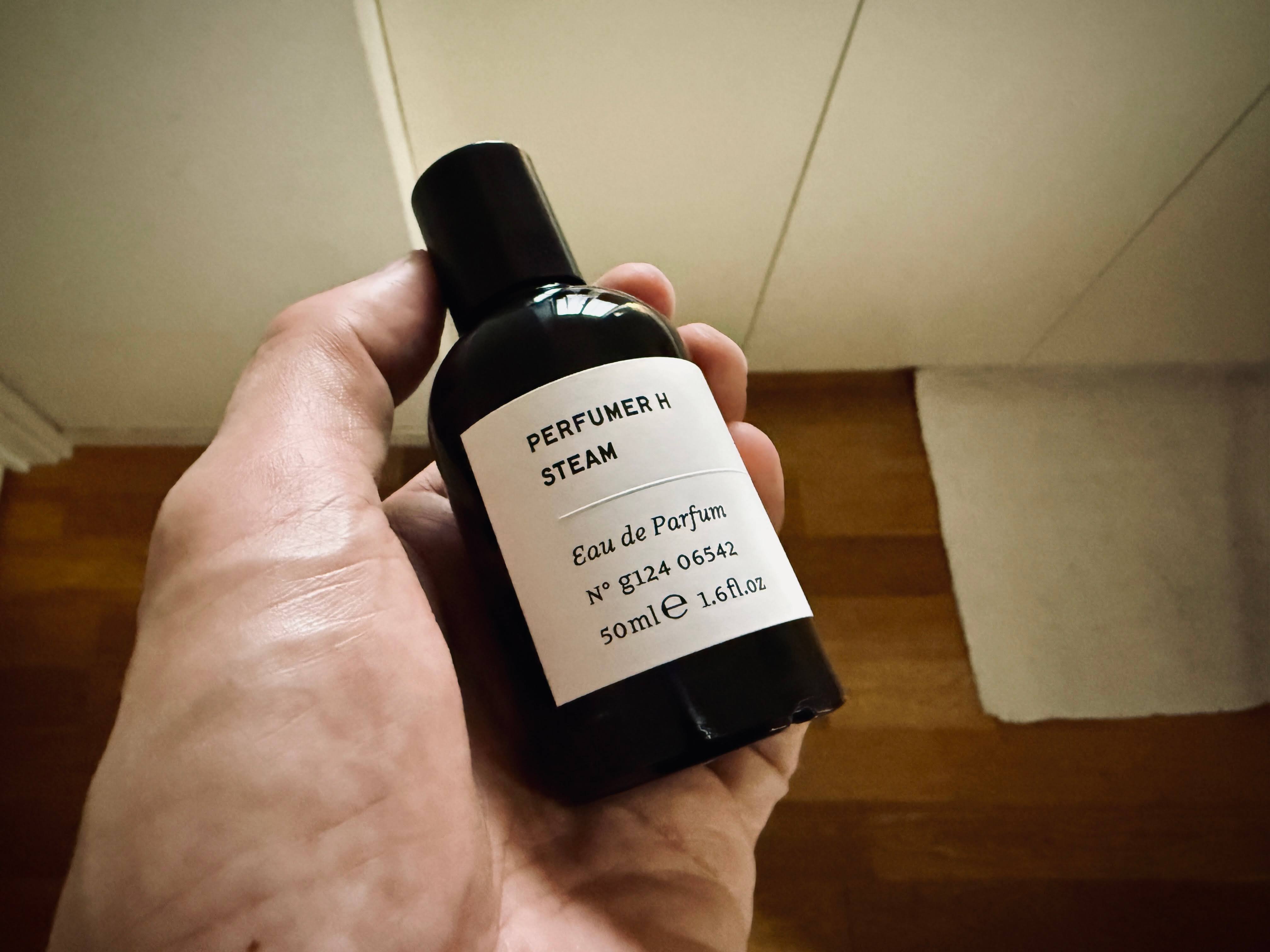 Perfumer H | Steam。言葉にならない感覚を心に刻む香り｜kaz-san