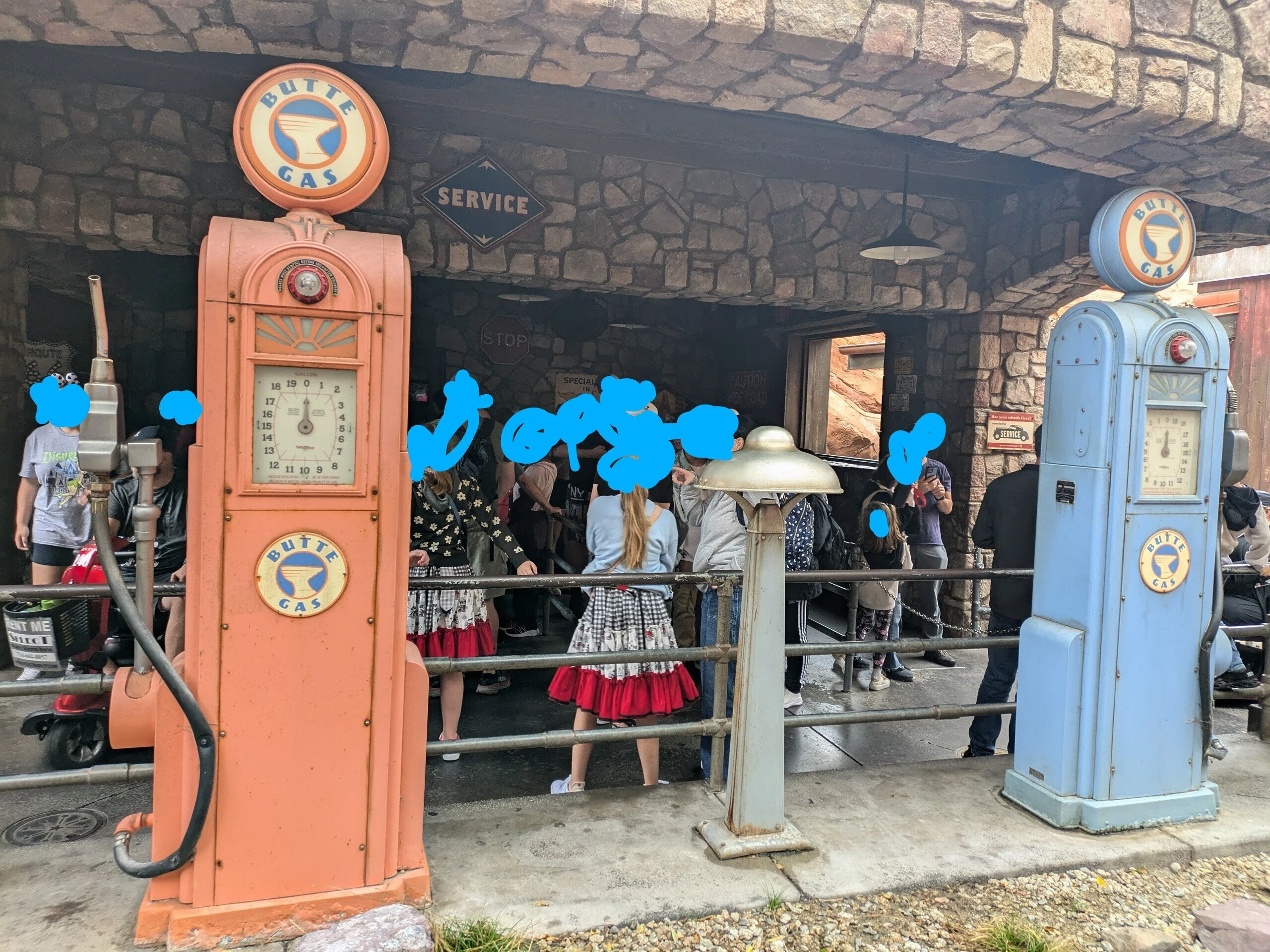 カリフォルニアディズニー アドベンチャーワールド カーズランド編|めめん カリフォルニアディズニー アドベンチャーワールド カーズランド編|めめん