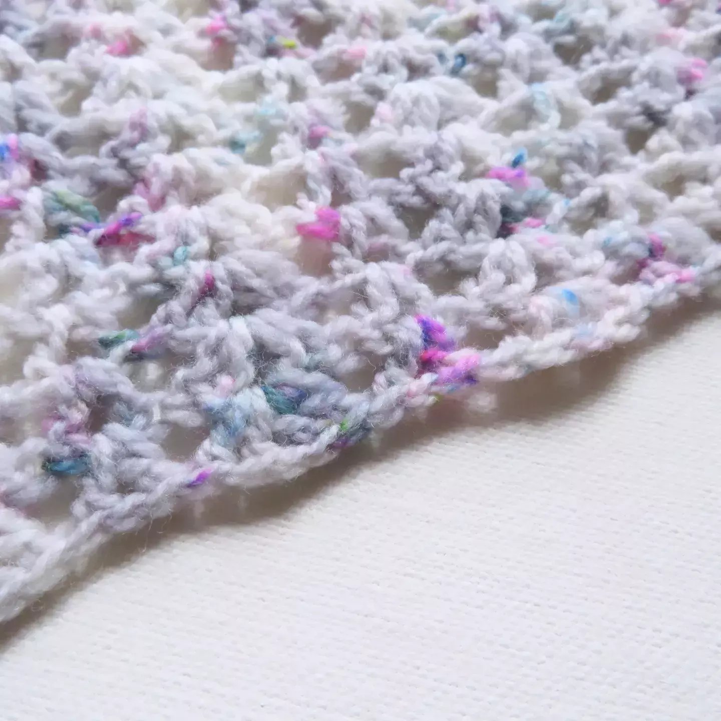 Pattern / Yuzuki Shawl｜笠石あき｜レース編みのドイリー・雑貨