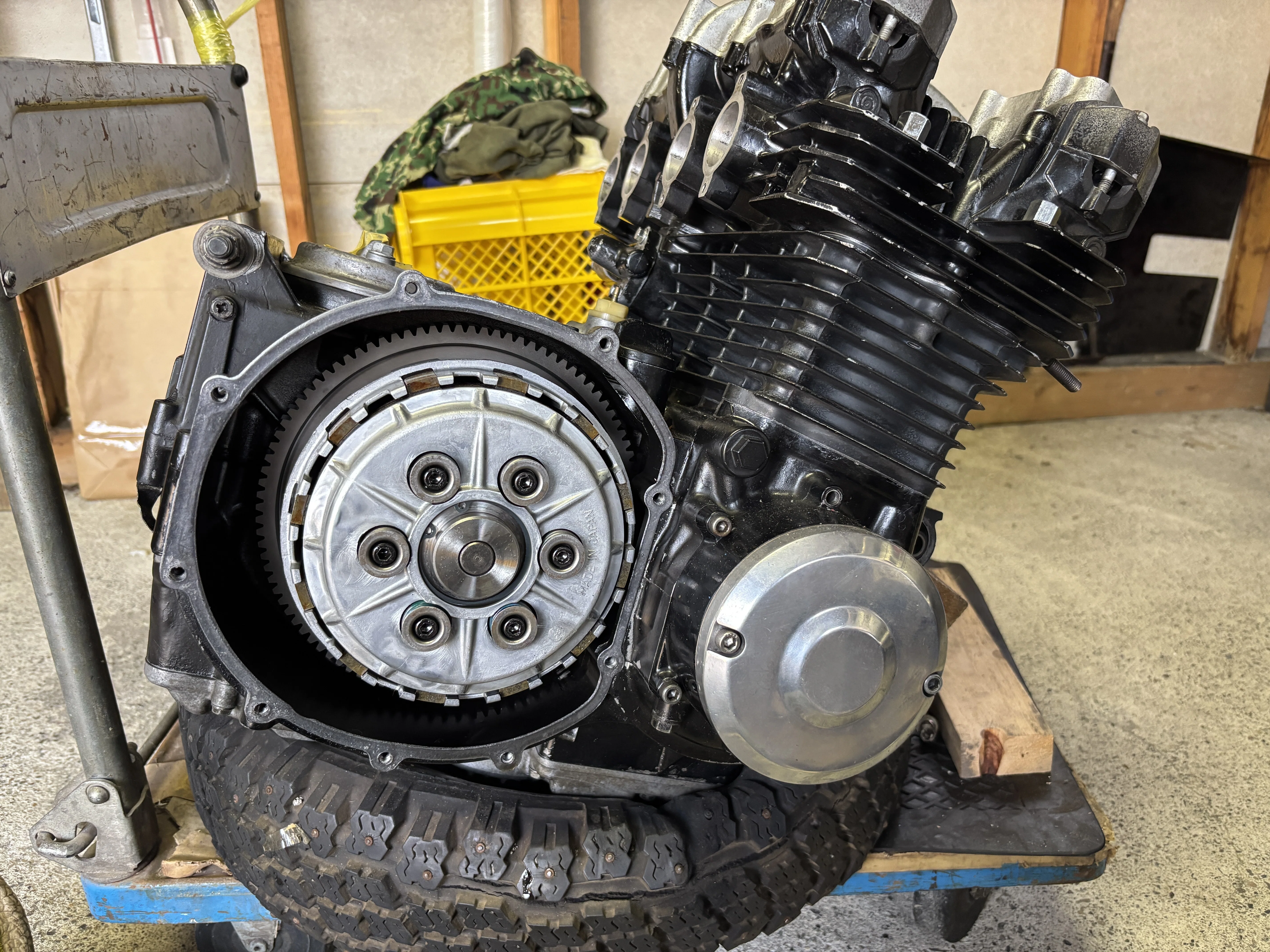 Z1100Rエンジン..｜t.t.garage