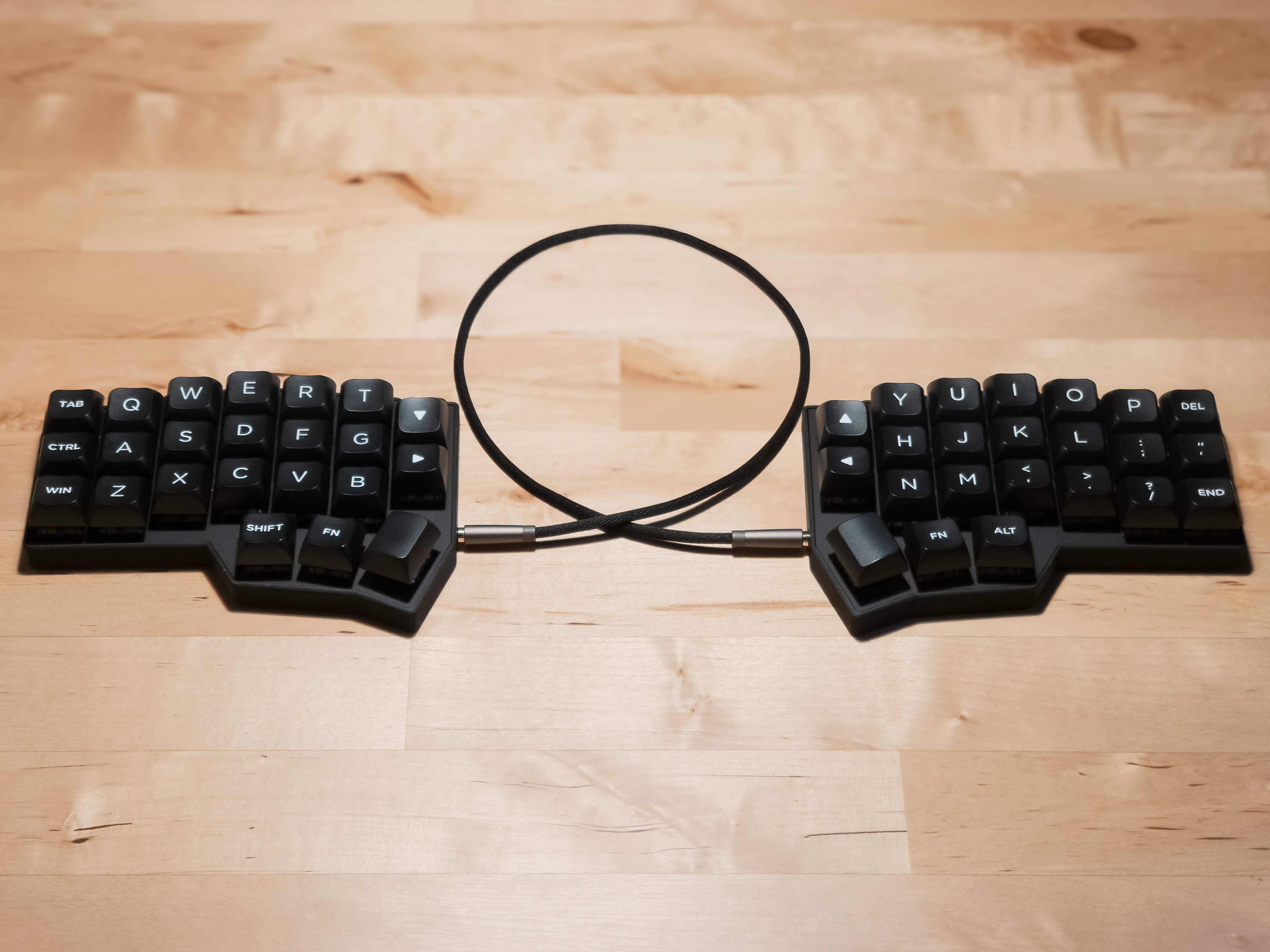 Corne v4.1 Cherry 完成品 自作キーボード ブラック Corne V4 Cherry