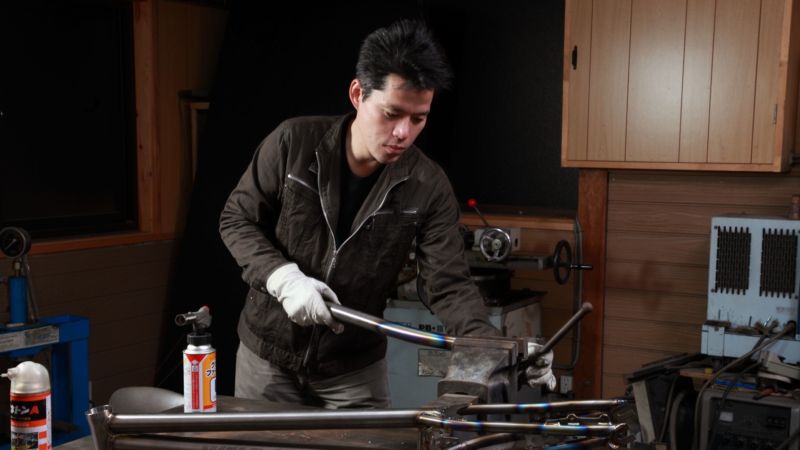 WeldOne 世界的ショコラティエと現代の名工の二刀流 「溶接職人