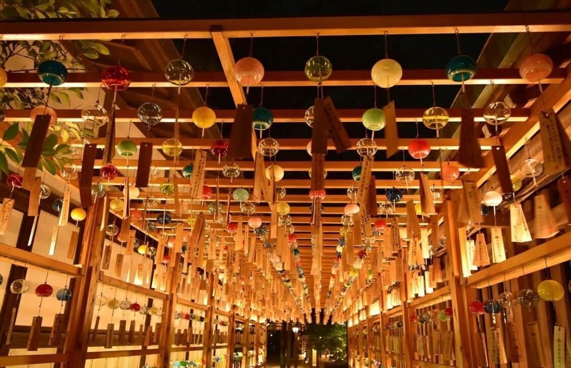 四季の彩りを楽しむ・夏－縁むすび風鈴・風車－｜川越氷川神社