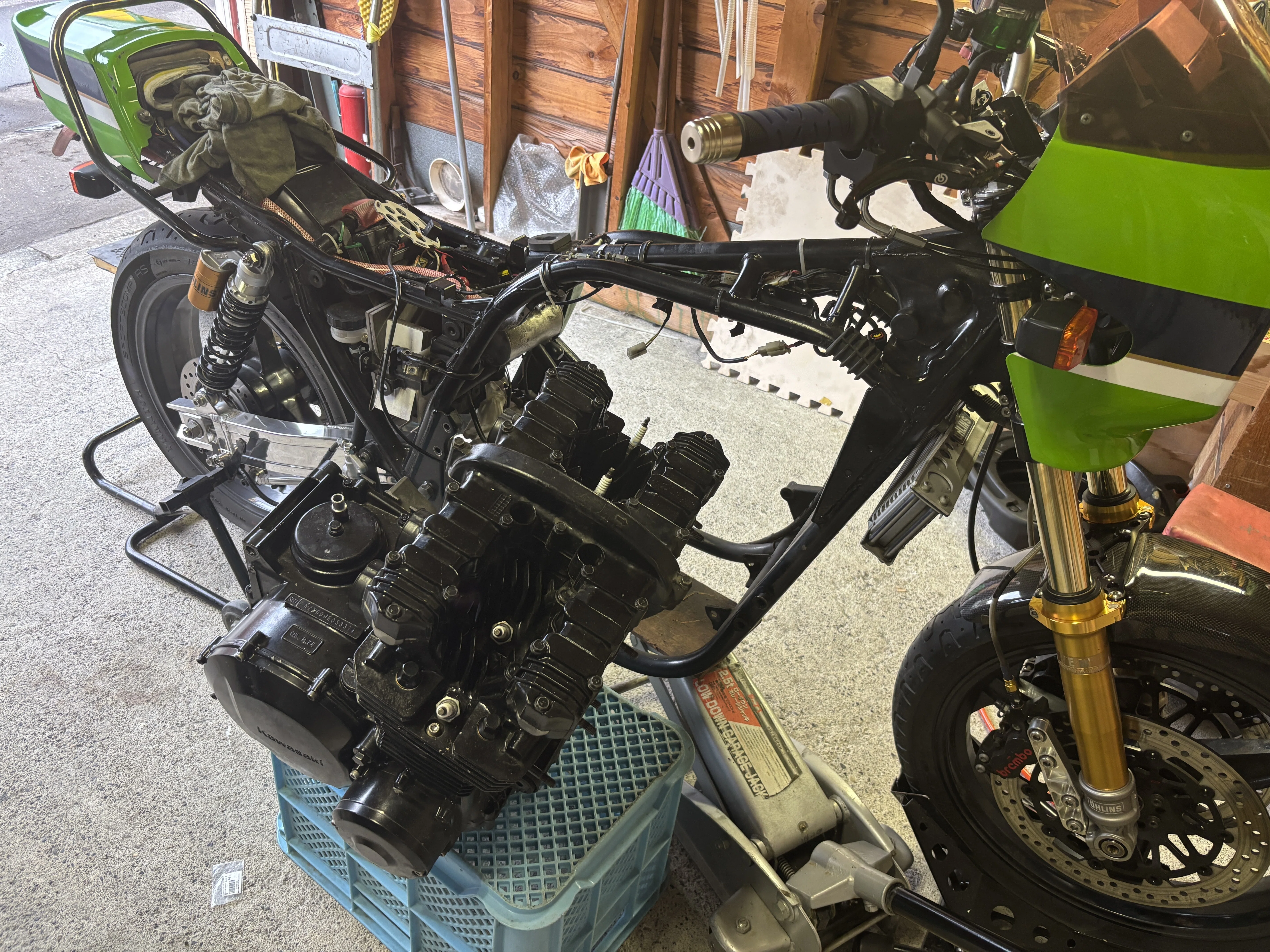 Z1100Rエンジン..｜t.t.garage