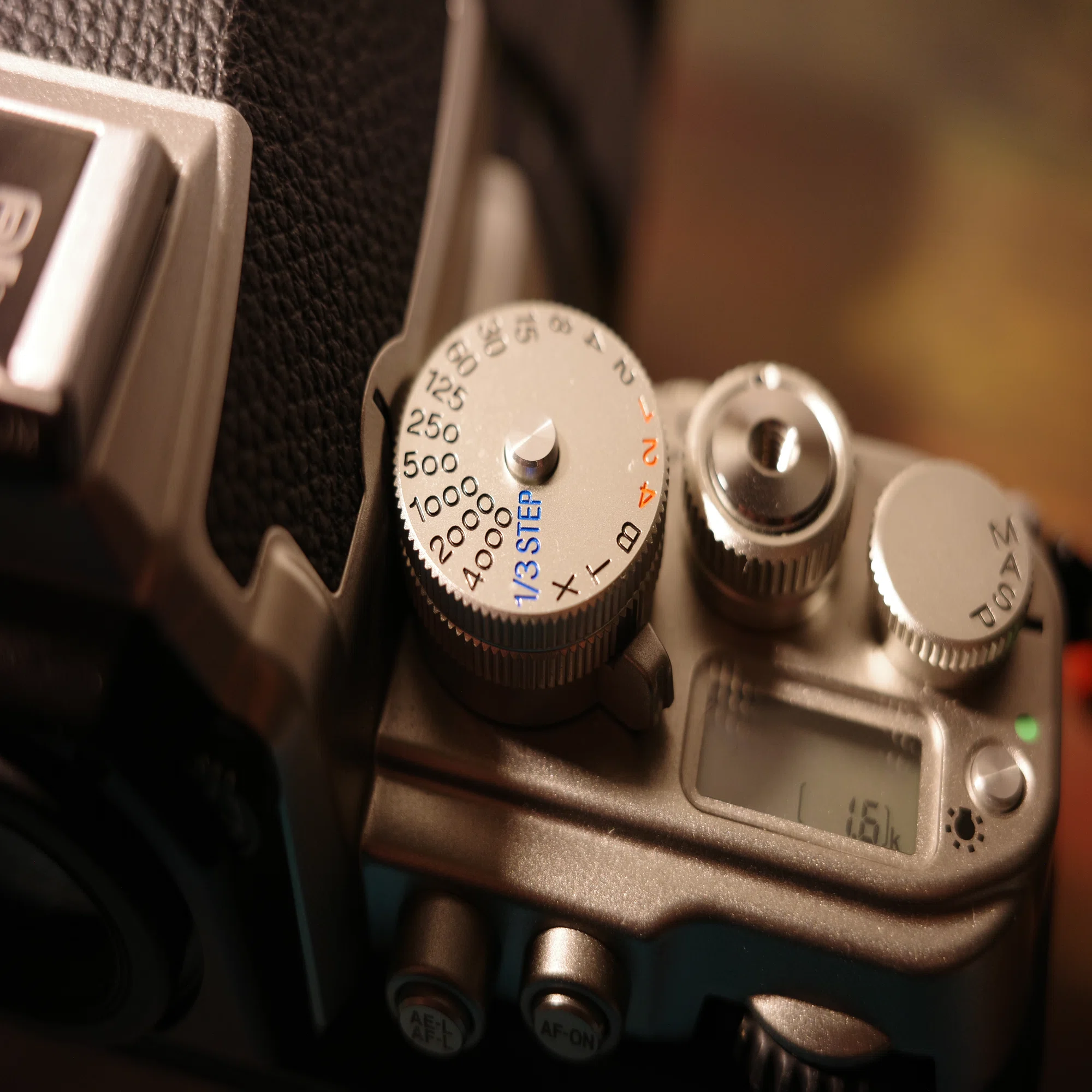 Nikon Dfについて深掘りしてみた｜komorebi_94