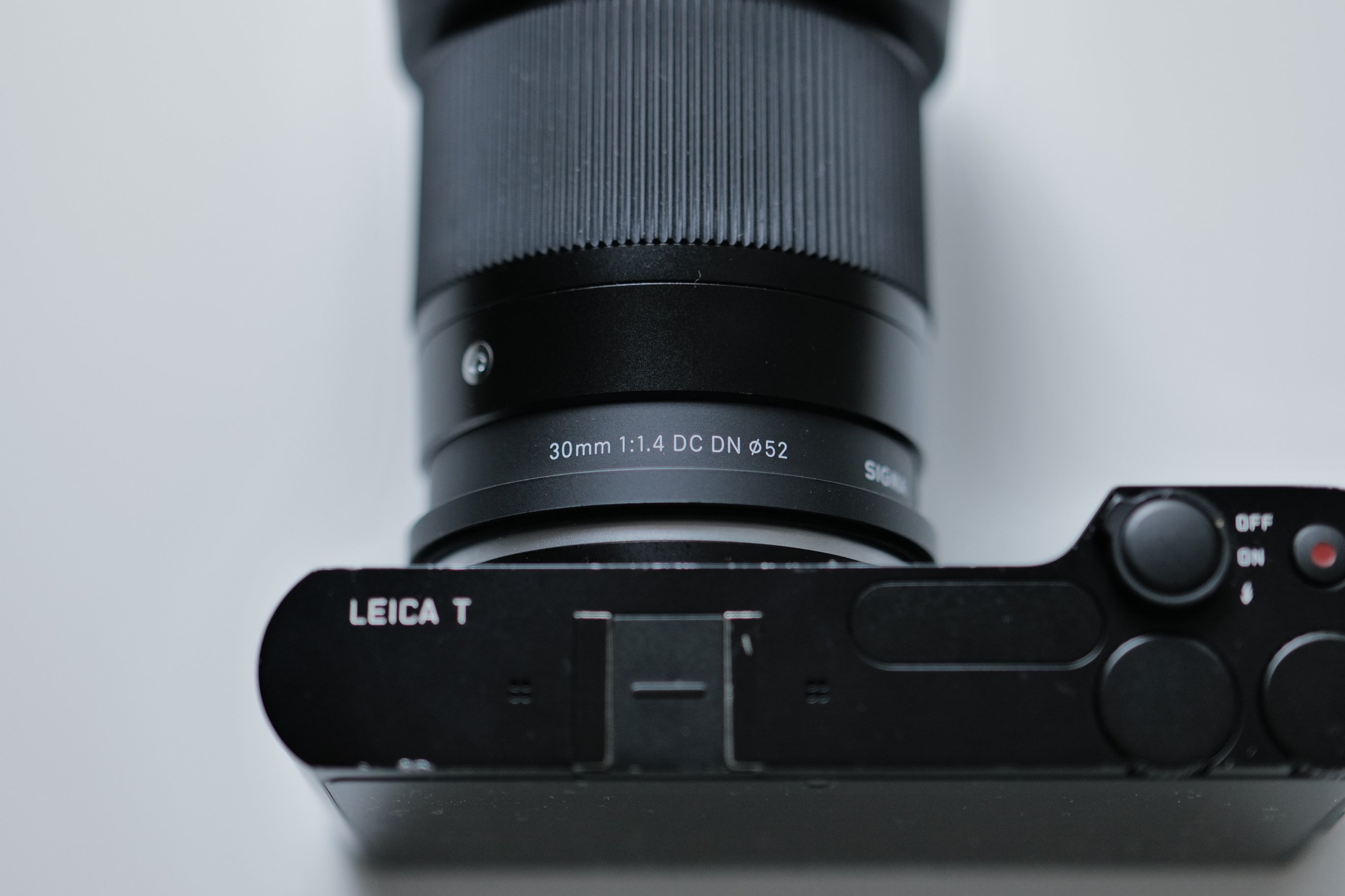 AF Leica T用❤️SIGMA 30mm F1.4 DC DN Lマウント 30mm F1.4 DC DN | Contemporary / Lマウント用: 交換レンズ