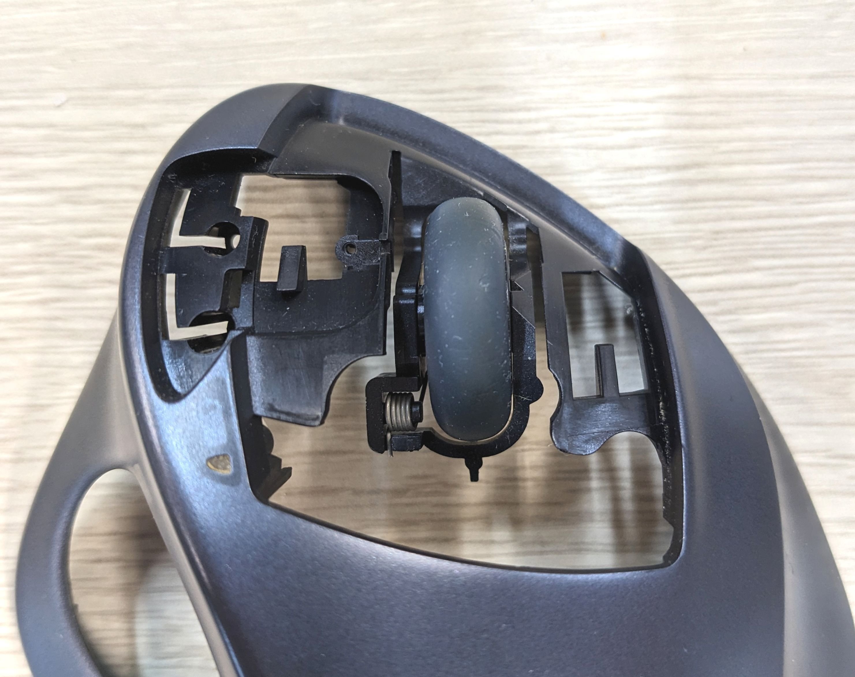 M570 壊れてます LogicoolのM570をオーバーホールする|なごみまくり