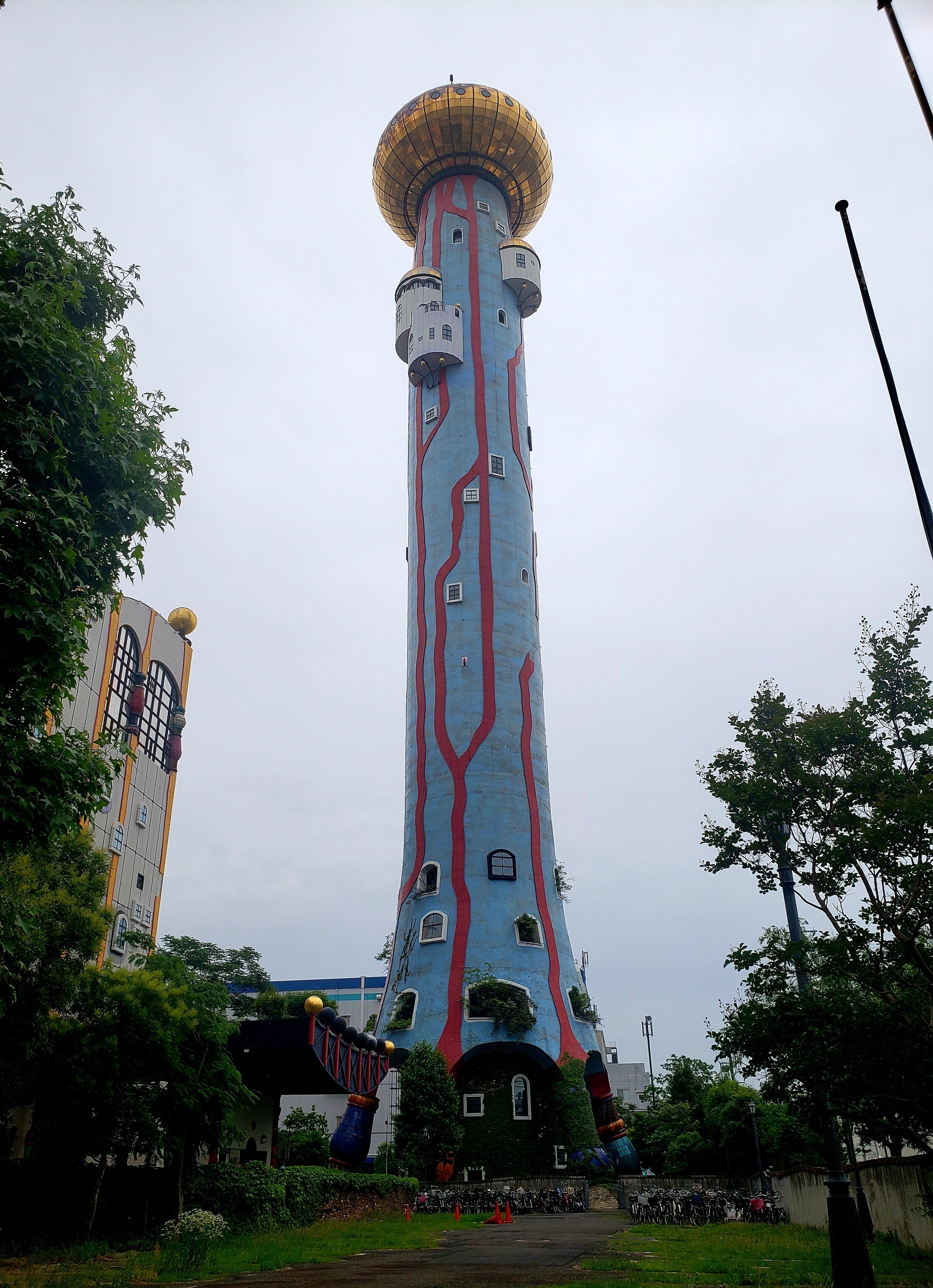 舞洲工場見学記念　缶バッジ　ポストカード 土曜日は2-3ヶ月待ちの舞洲工場見学（ゴミ焼却工場見学） | 元CA