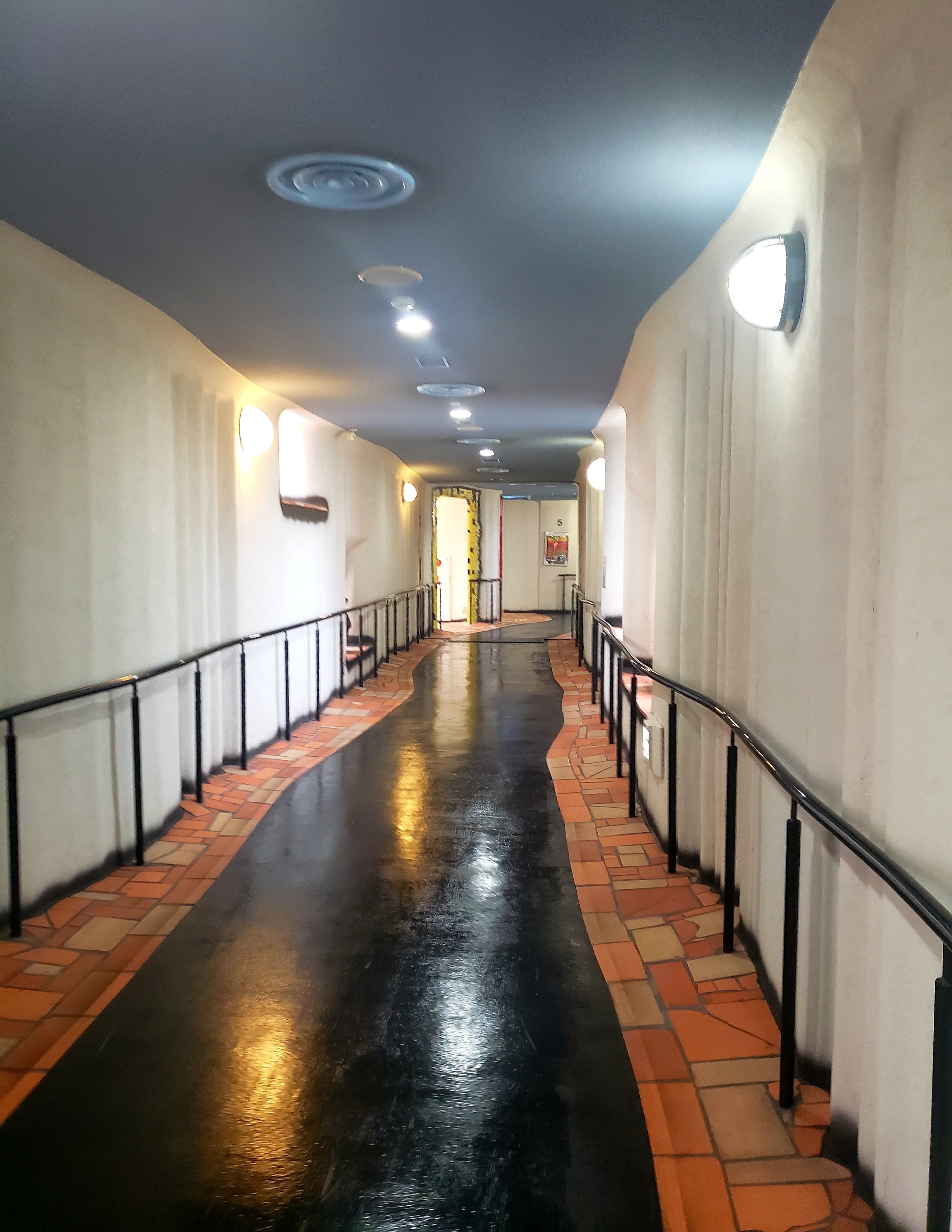 舞洲工場見学記念　缶バッジ　ポストカード 舞洲工場見学記念 缶バッジ ポストカード フンデルトヴァッサー