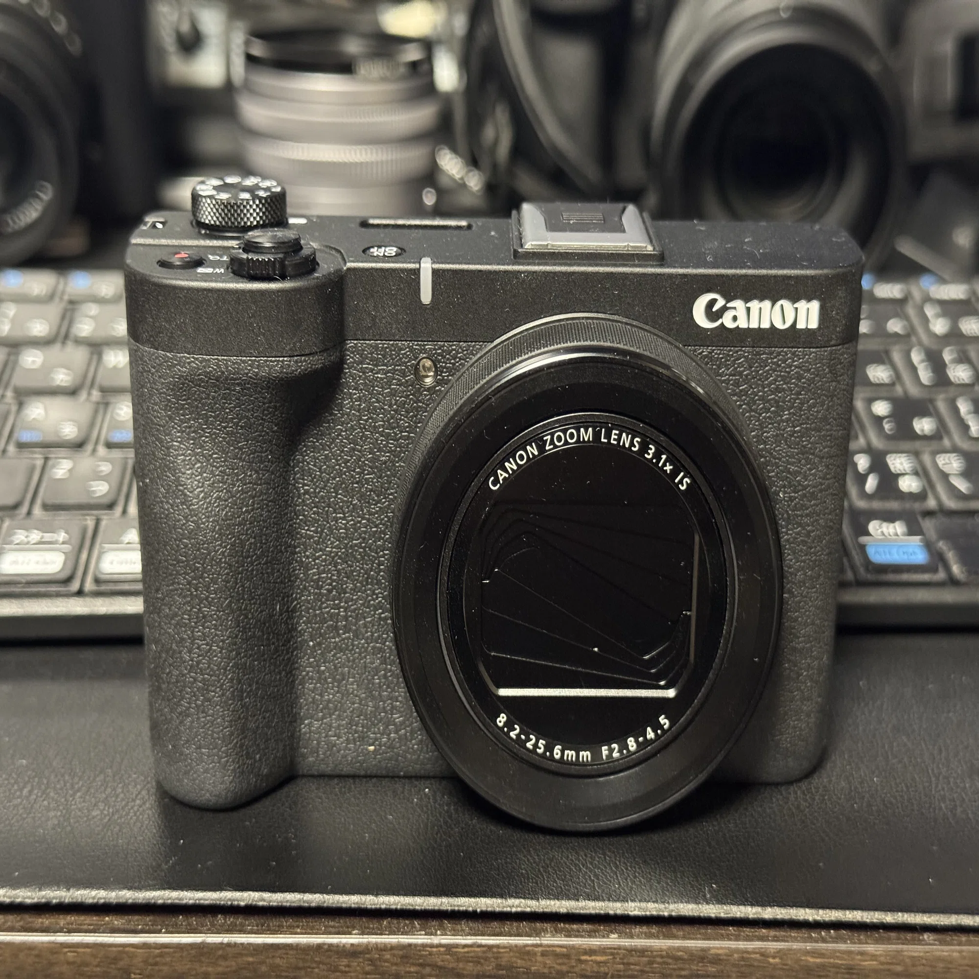PowerShot V1」スペックでは見えない痒い所がもどかしいCanonの 