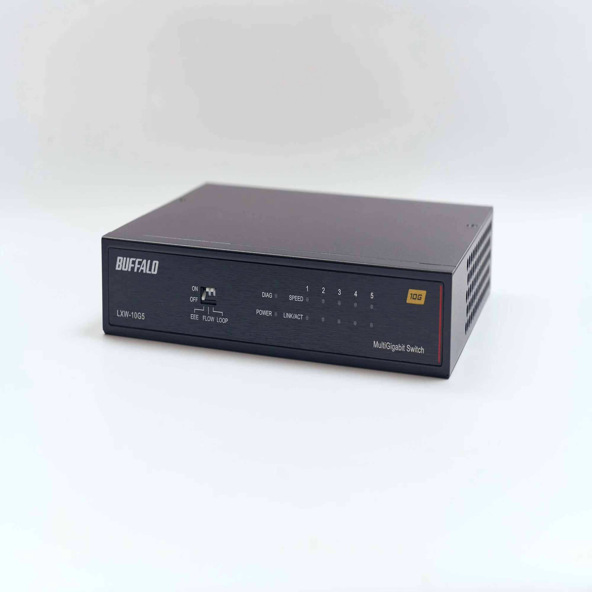 ついにBUFFALOからFAN搭載10GbE スイッチングHUB登場 | BUFFALO LXW 