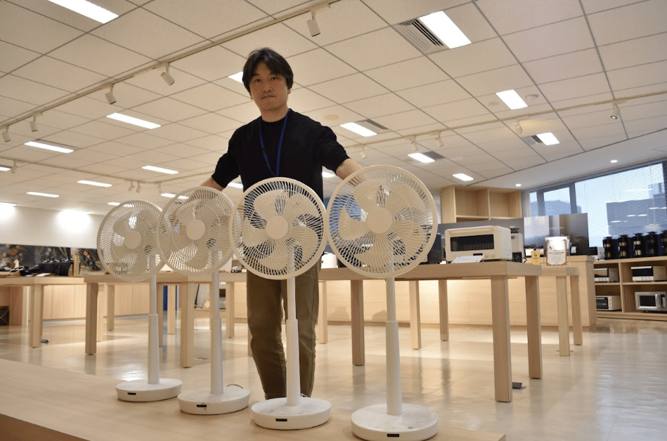 ポチ、聞いて」音声で操作する扇風機？！［ポチタマの誕生秘話 #1