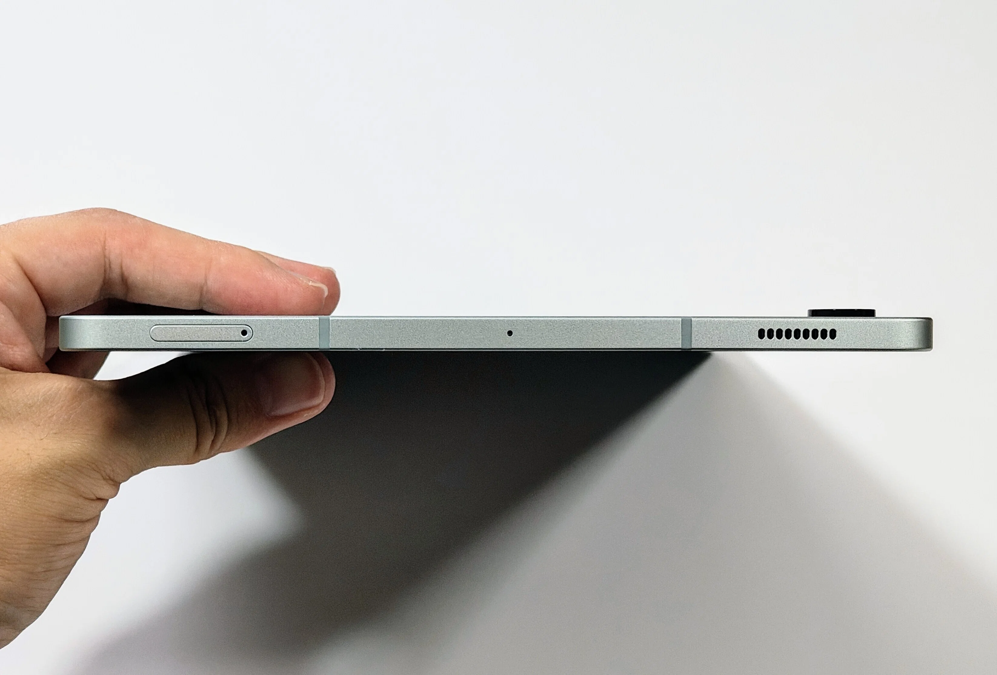 Galaxy Tab S9 FEレビュー。防水とSペン対応が魅力、刺さる人には