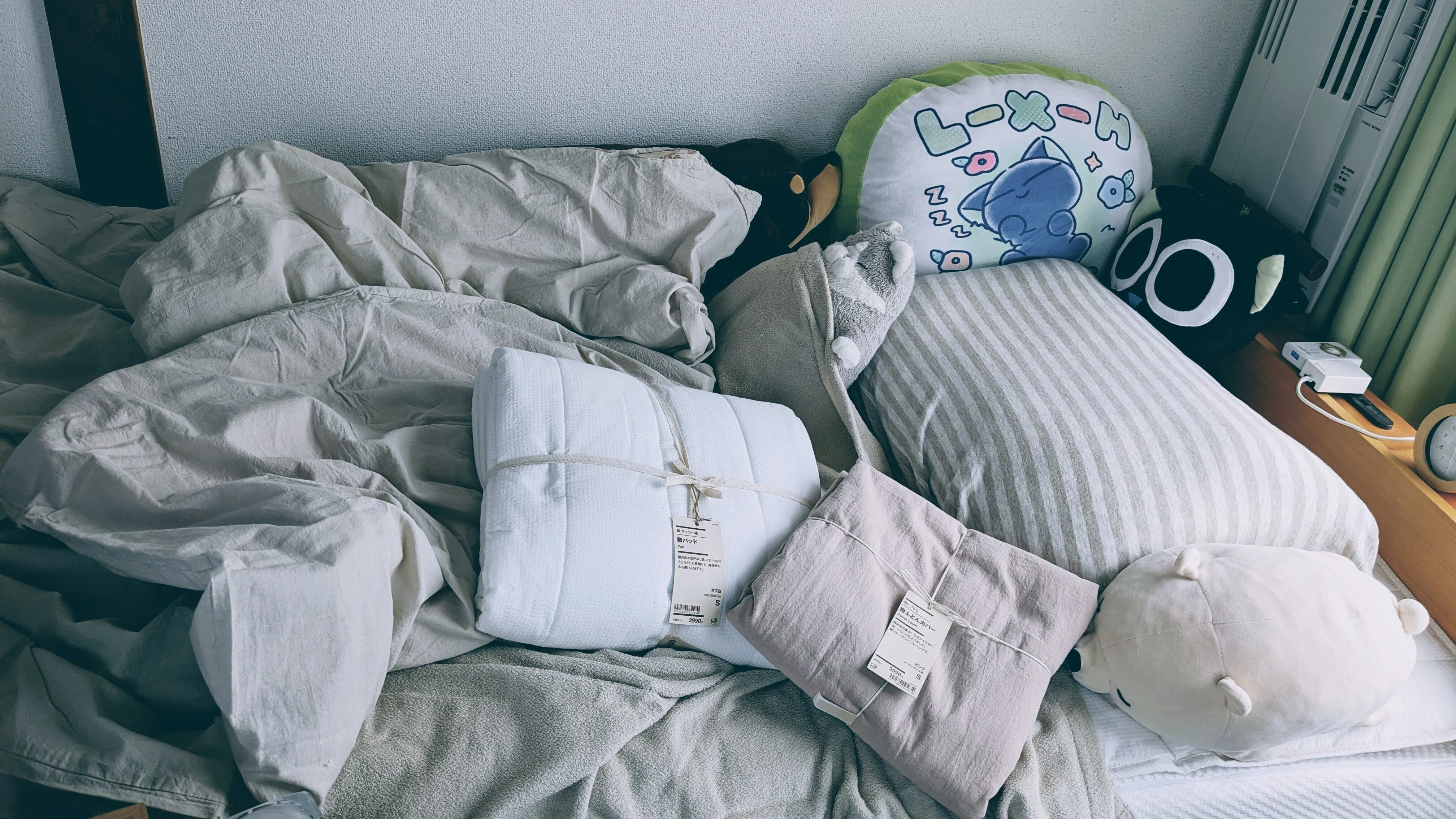 無印良品　寝具4点セット　毛布　敷パッド　枕カバー　タオルケット 自分のために〝いいものを使う〟ということ。｜松峰￤イラストレーター