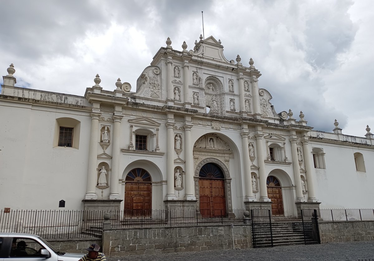 2回目の世界一周 2023 6日目 ~アンティグア観光 with J先生~|世界一周研究家Rio