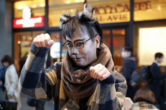 夢が順番待ち──“広義の本屋”を生きる、40代書店員の仕事が「しんどく