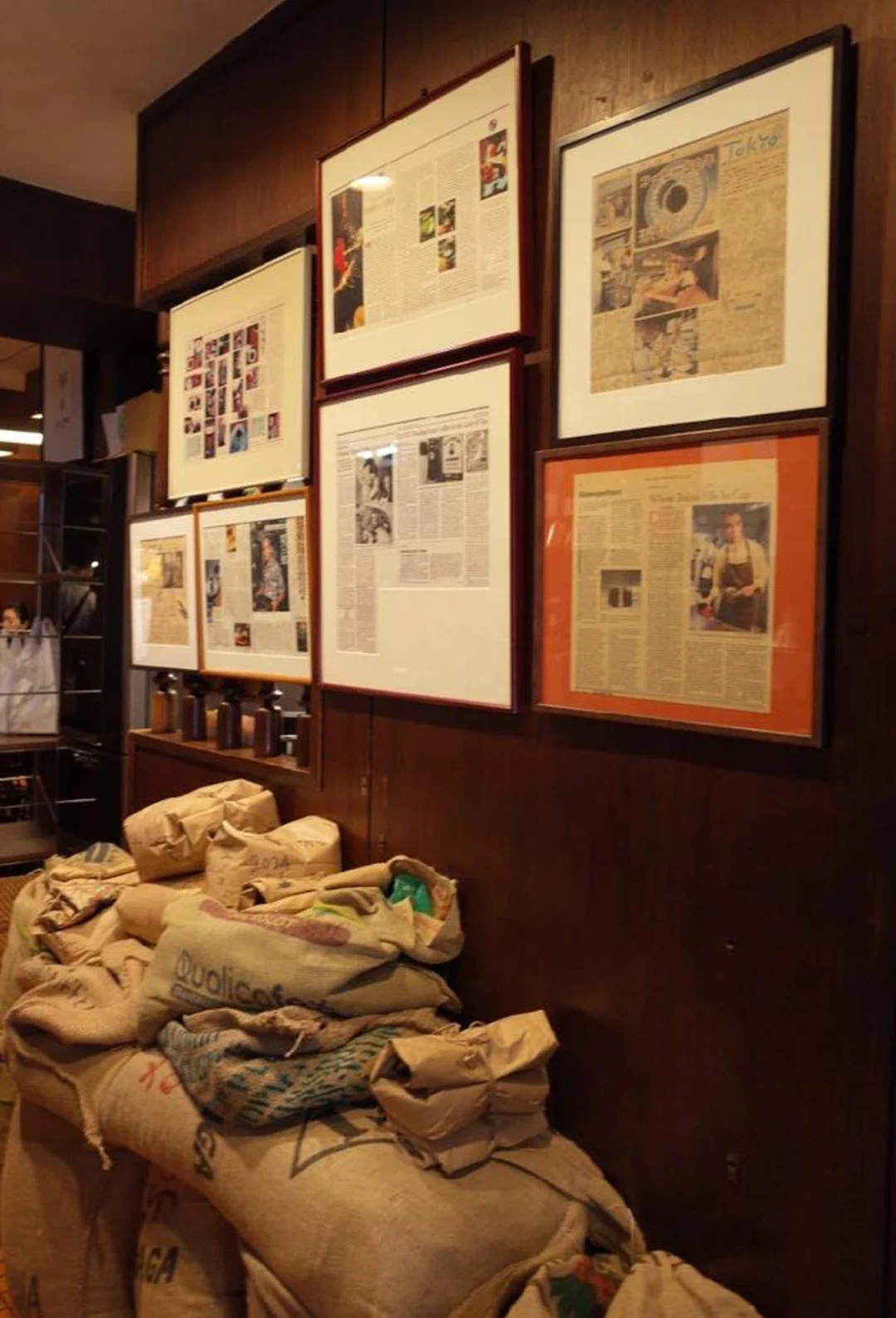 ランブル、バッハと並び珈琲御三家のひとつ。伝説の喫茶店「もか」のマッチ箱　標交紀 日本喫茶店御三家」と「東京珈琲四天王」｜もえあつ