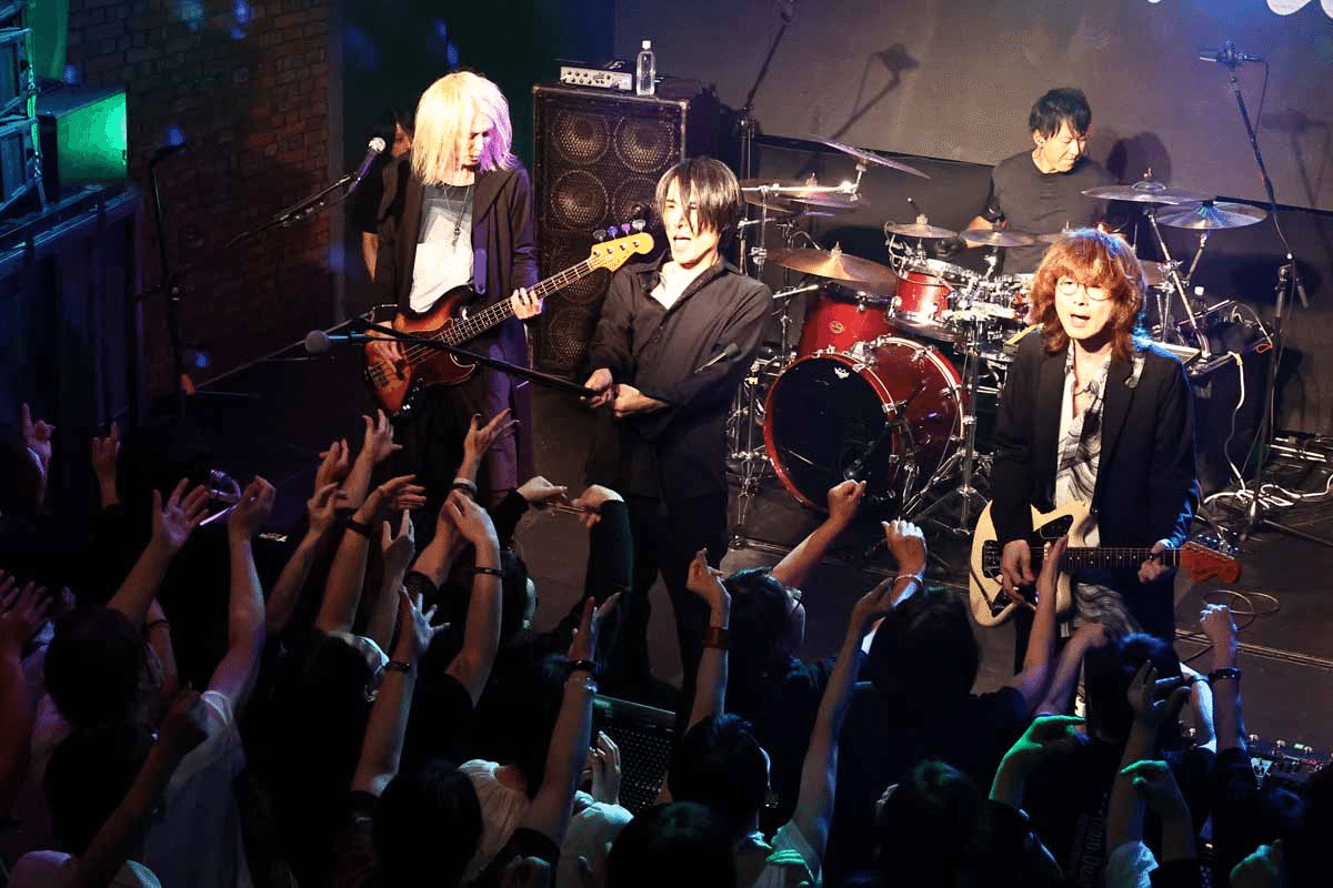 Eins:Vier アインスフィア 配布 Trash of tears 思いつめたポップバンド」 Eins:Vier「恒常の欠片 e.p