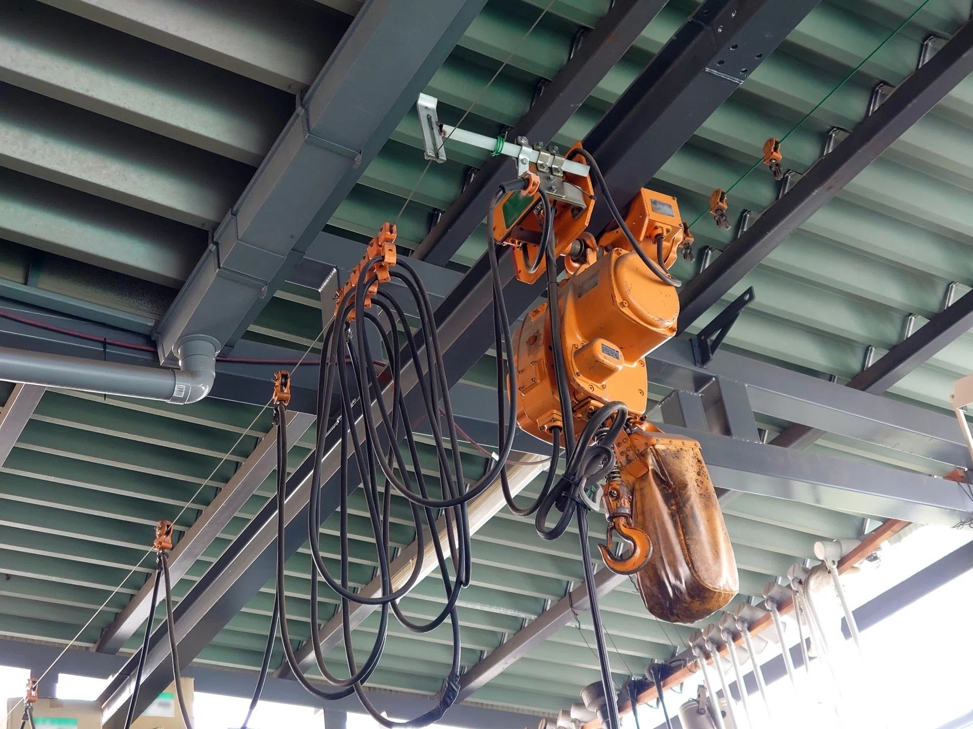 ホイストクレーンってなんだ？｜中川産業グループ