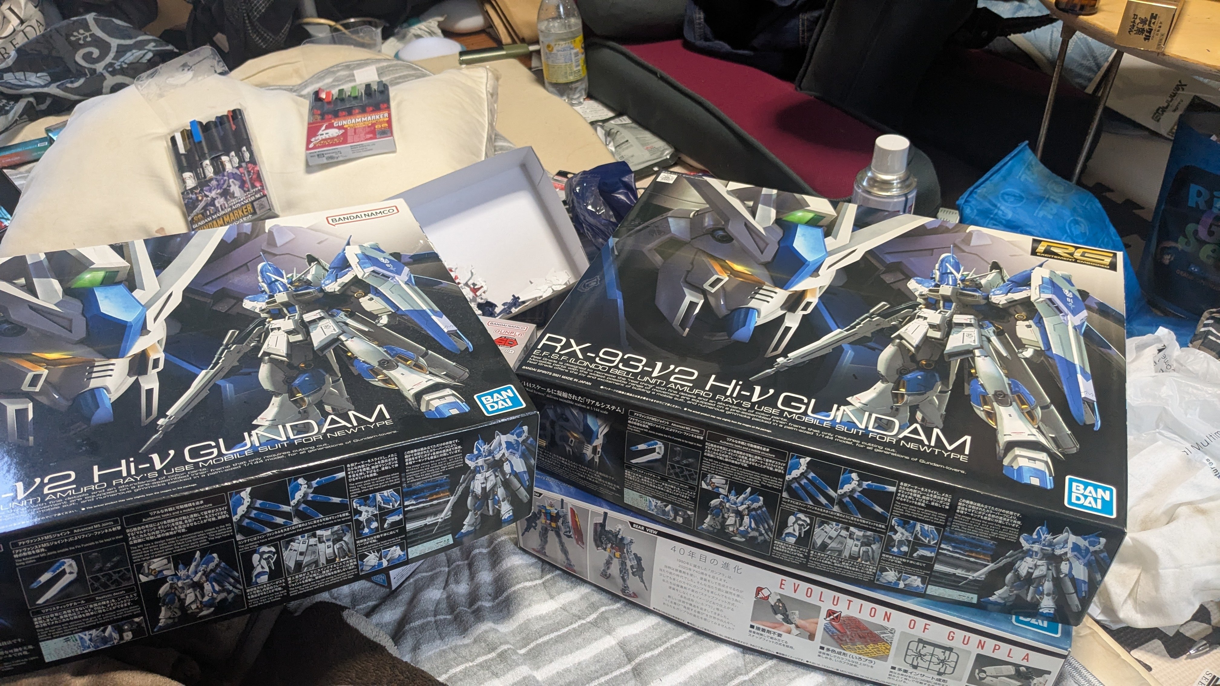今こそ試してみた！ガンダムマーカーつや消し、光沢の性能や如何