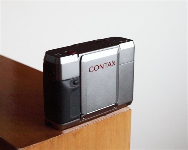 微振動なしで元箱付】CONTAX T2 / Carl Zeiss Sonnar T* 38mm F2