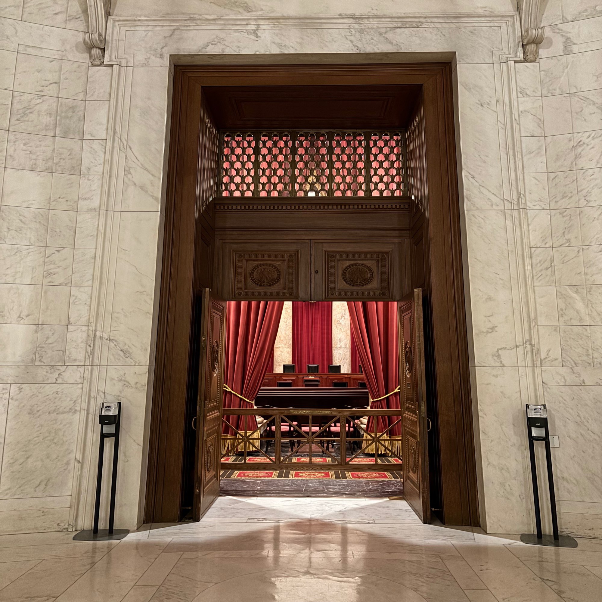 ワシントンD.C旅行⑤】アメリカ合衆国最高裁判所に行こう｜美術の「わからない」を解消/ シカゴカゴ