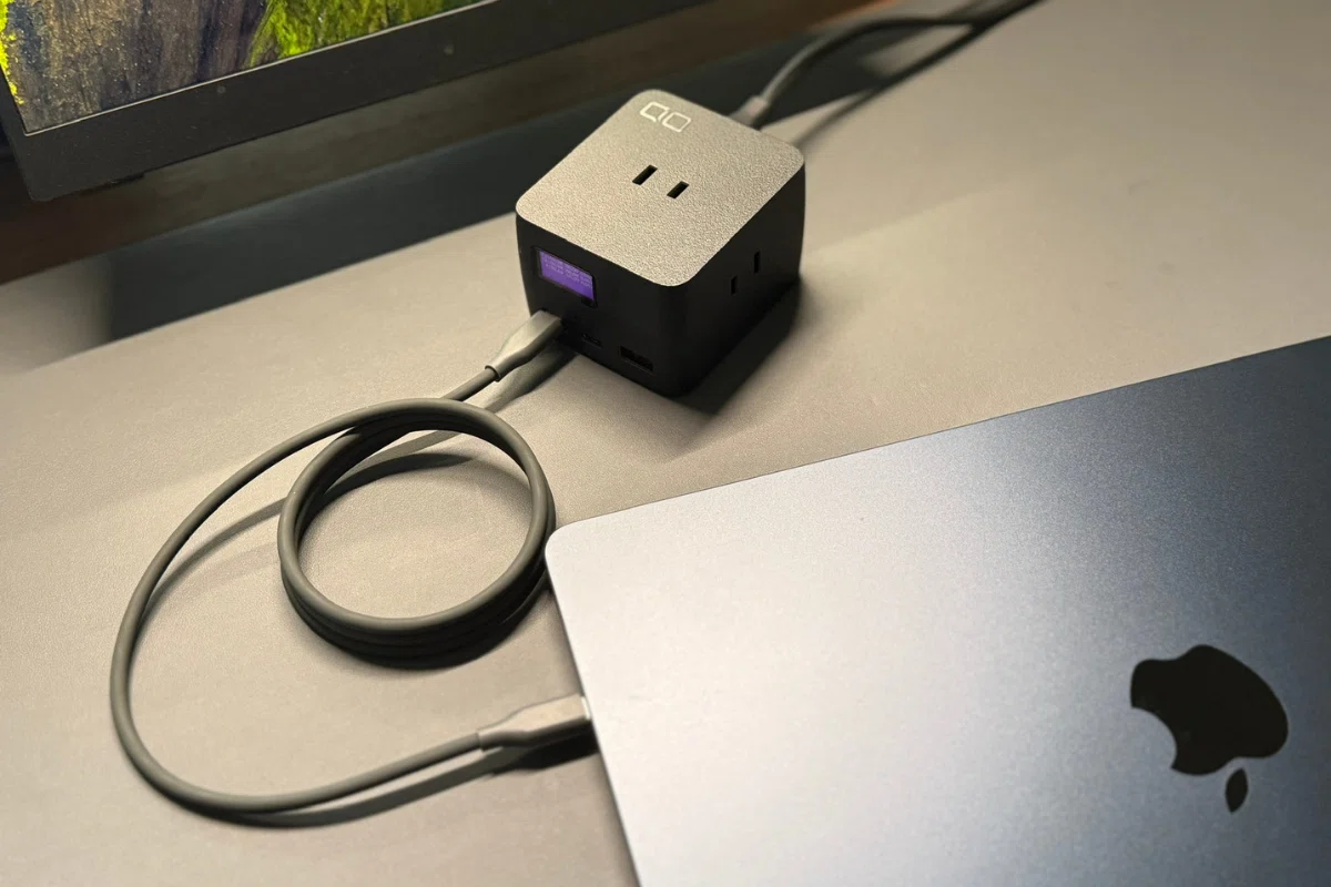 CIO Polaris CUBE DESKでデスク革命!ガジェット好き必見の多機能USB電源タップ徹底レビュー