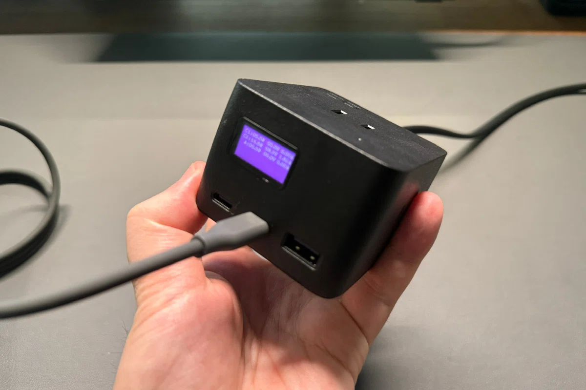 CIO Polaris CUBE DESKでデスク革命!ガジェット好き必見の多機能USB電源タップ徹底レビュー