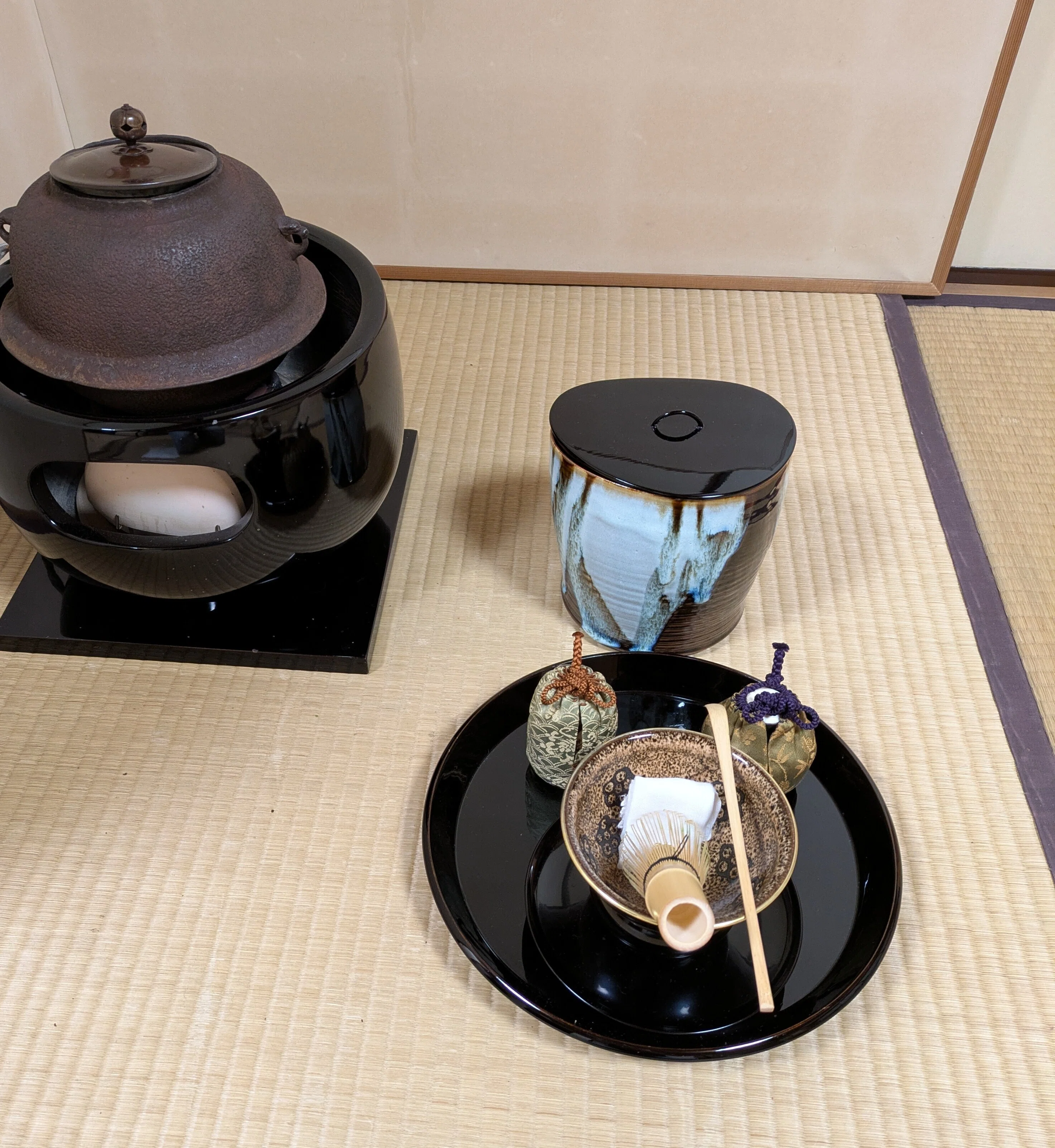 大円草 風炉｜国松