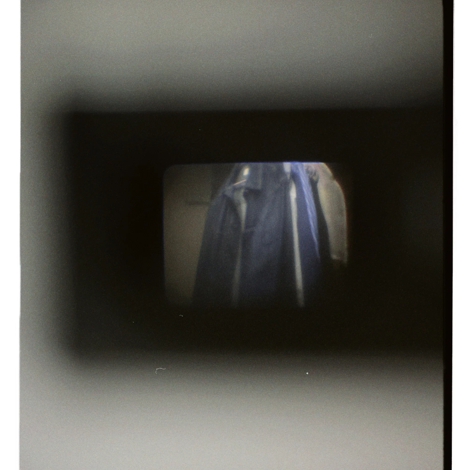 Minolta DiMAGE X】見た目がMDプレイヤーすぎる幻のデジカメ。｜sai