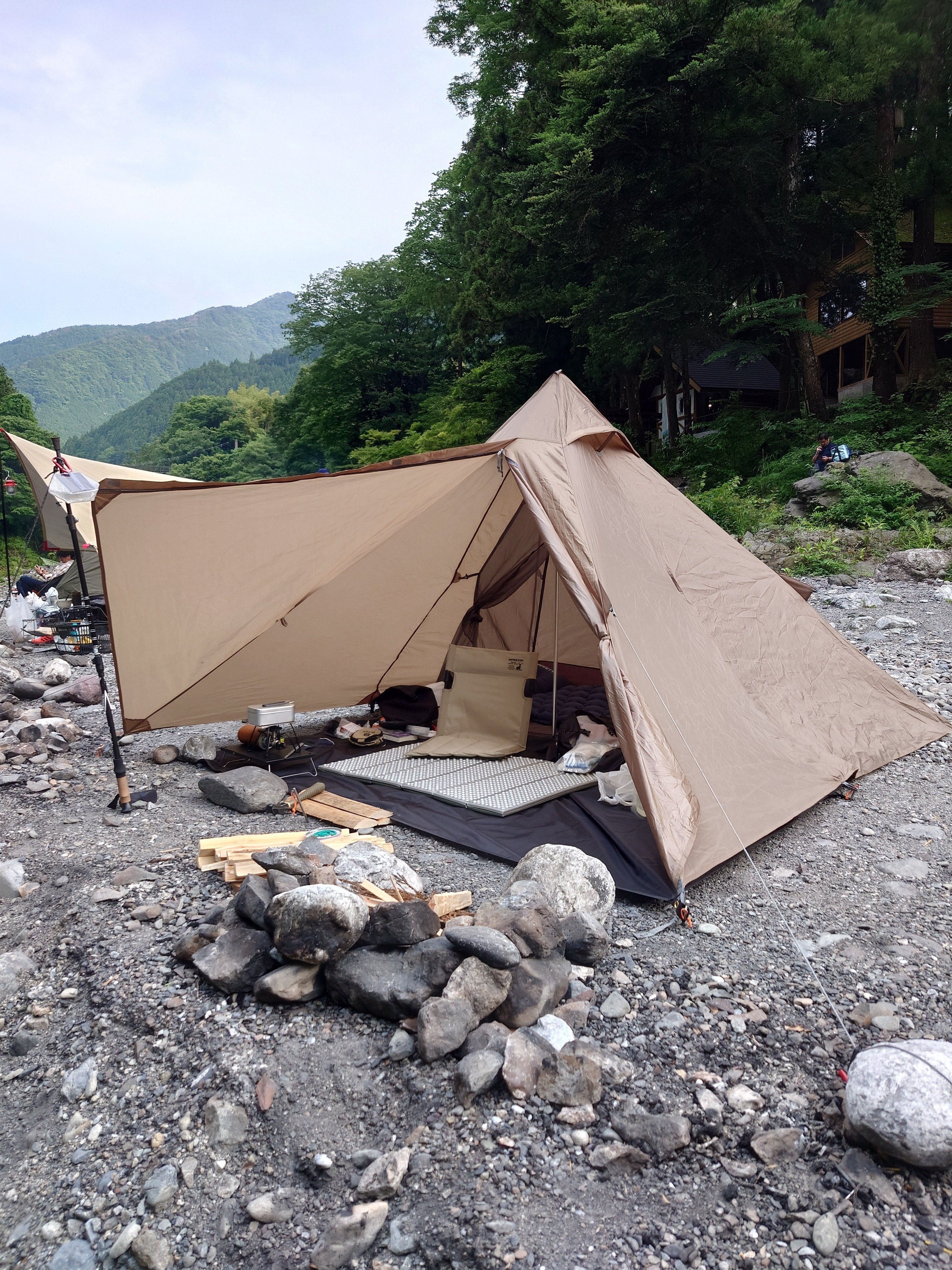 キャンプ】激坂の氷川キャンプ場でバックパックソロキャンプ！｜ソーシ