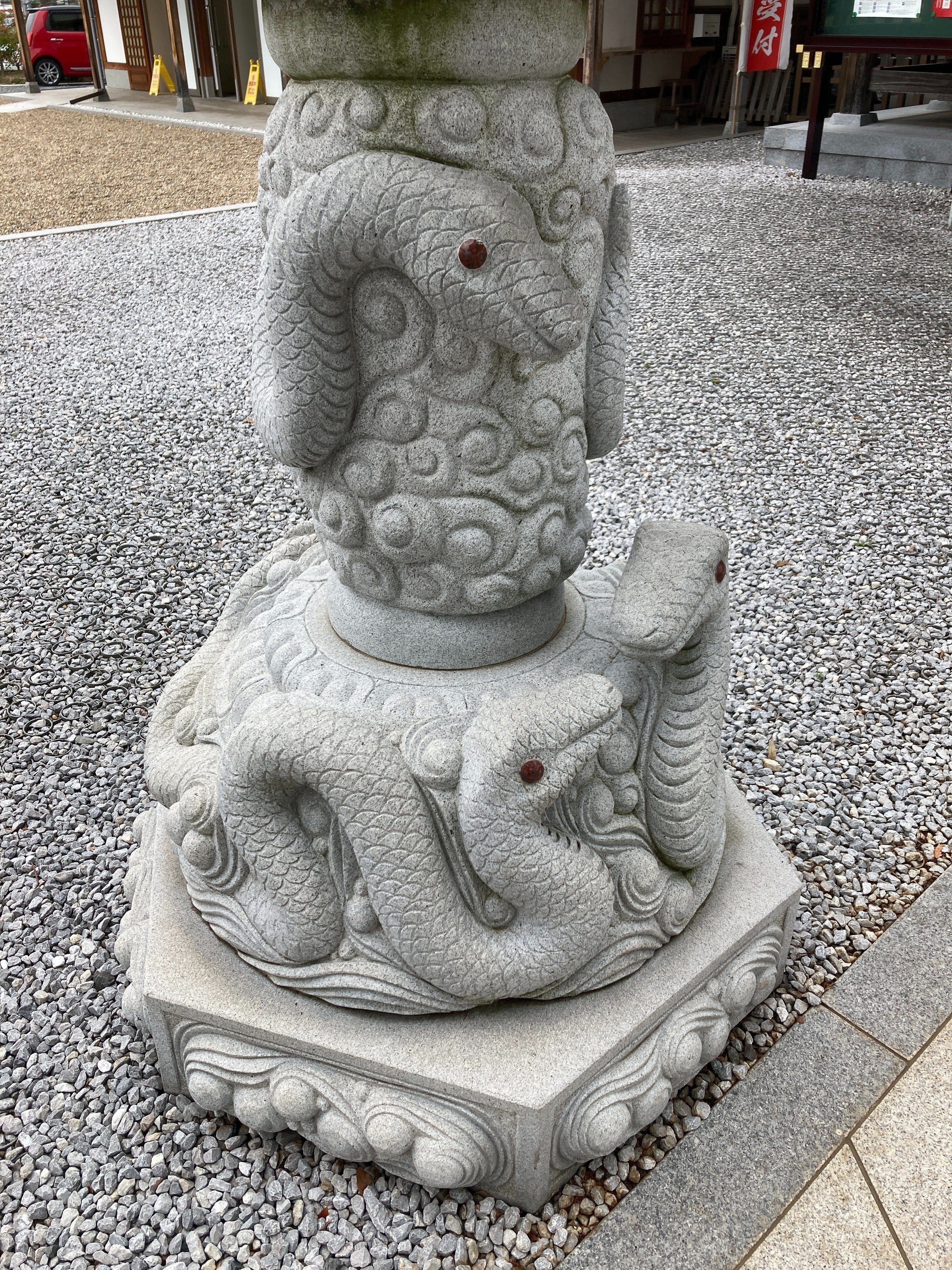 番外編：2025年6月9日（月）白蛇神社＆岩国シロヘビの館｜さなぎ_VBA勉強中