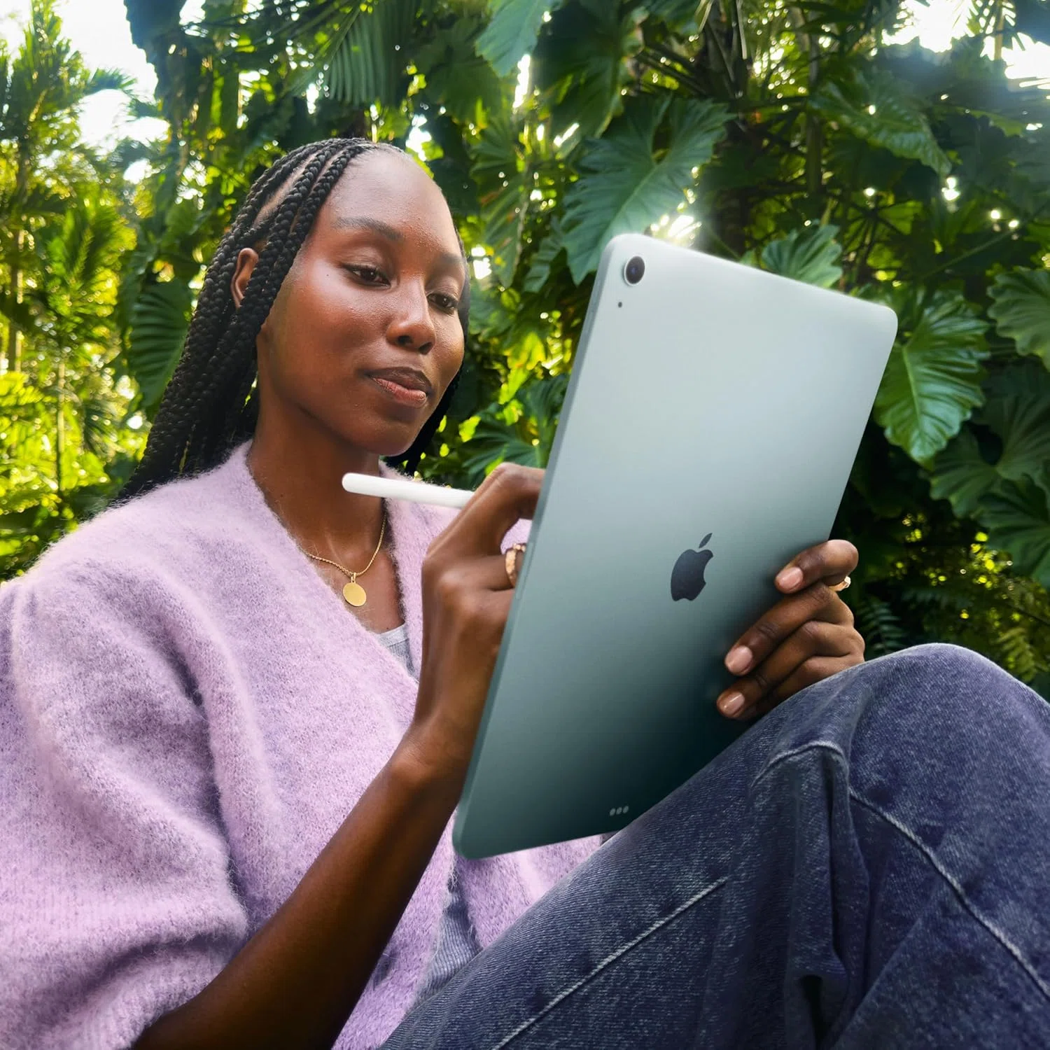 Apple 13インチ iPad Air M3 ブルー 128GB｜GetGadgetGot