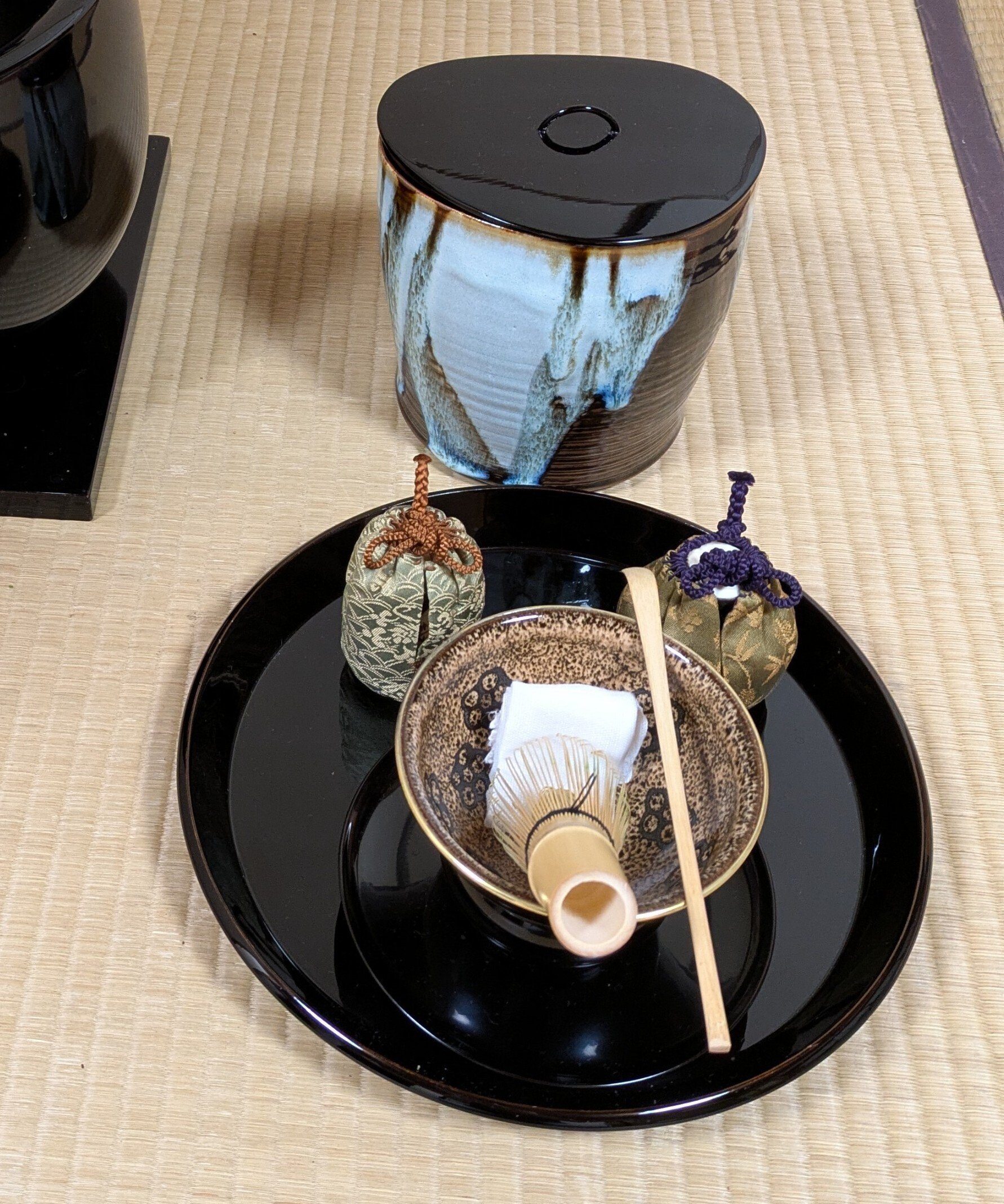 大円草 風炉｜国松