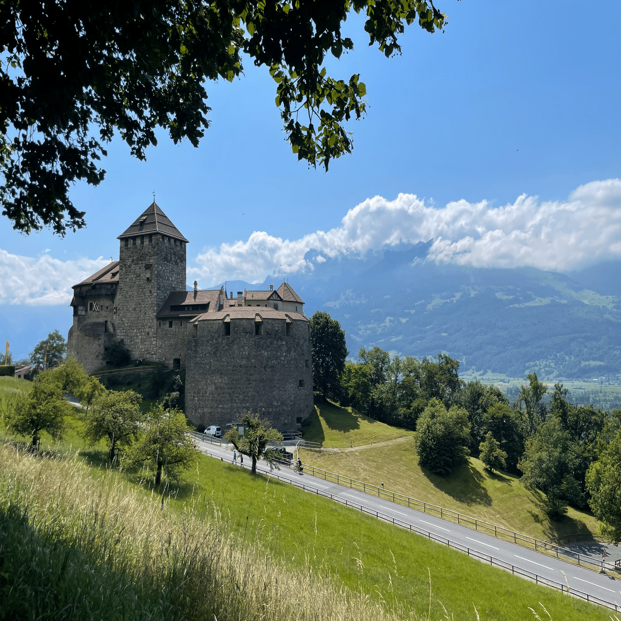 スイス及び周辺国｜2日目｜リヒテンシュタイン｜逃避中