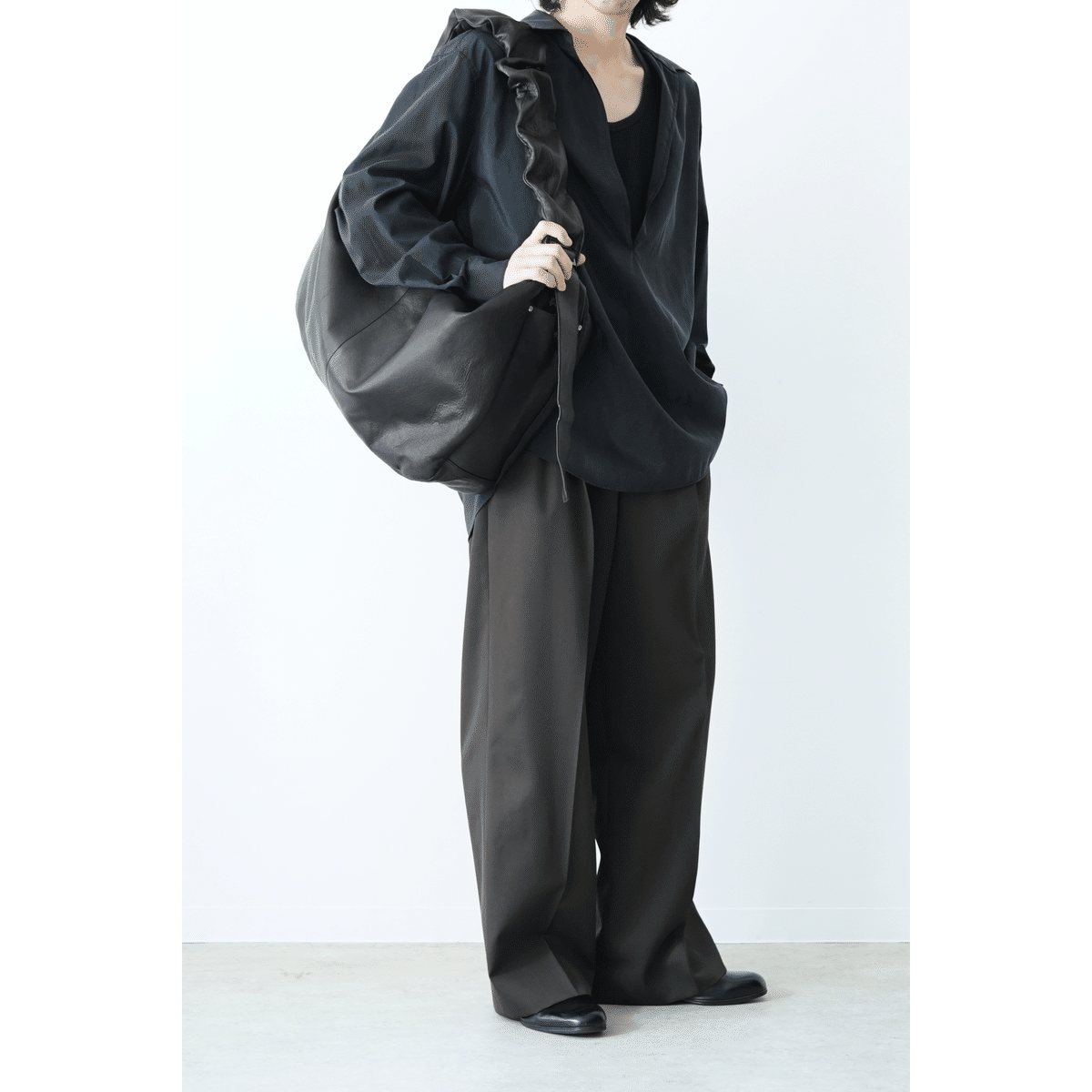 ⭐︎再値下げ⭐︎Retro Versatile Shoulder Bag 今季も名作が帰ってきた。ssstein (シュタイン) Shirring Handle