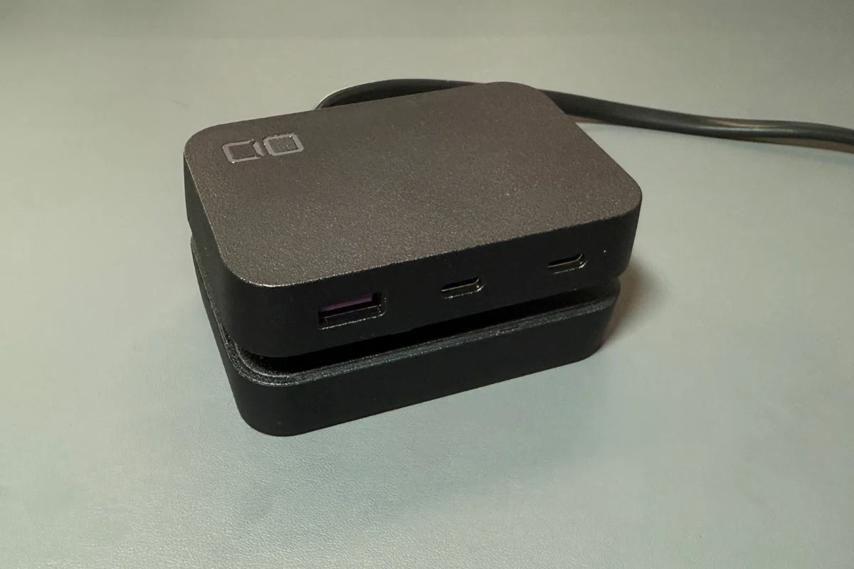 CIO Polaris CUBE Built in CABLEで充電ストレス解消！カフェやオフィスで大活躍の多機能USB電源タップ実体験レビュー