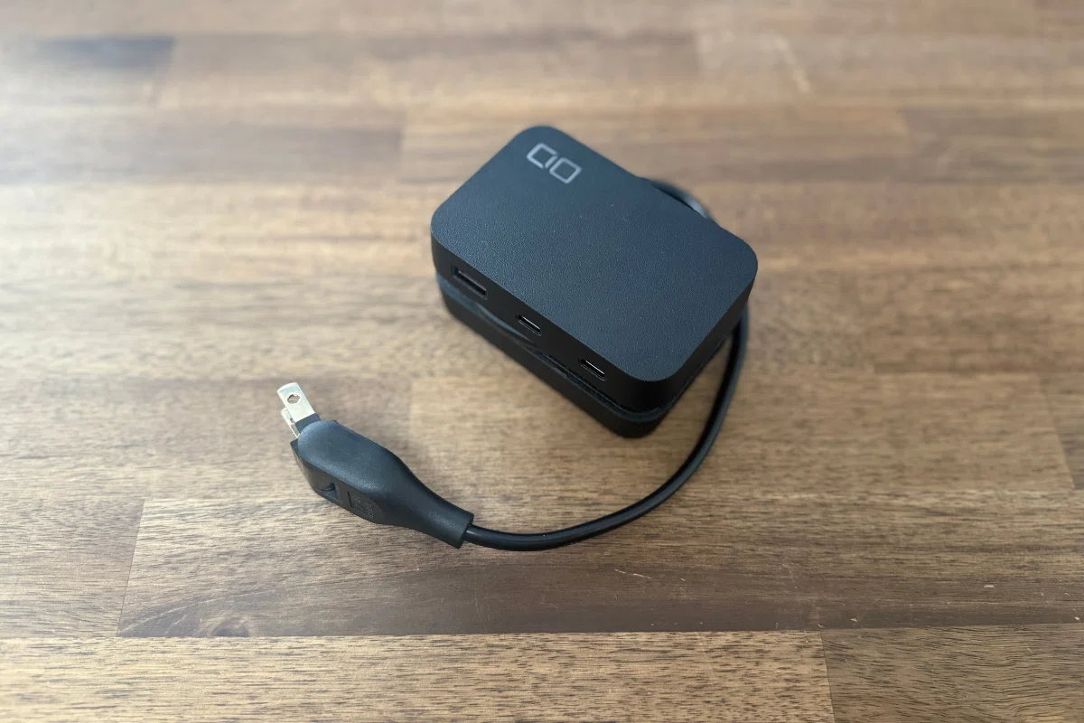 CIO Polaris CUBE Built in CABLEで充電ストレス解消！カフェやオフィスで大活躍の多機能USB電源タップ実体験レビュー
