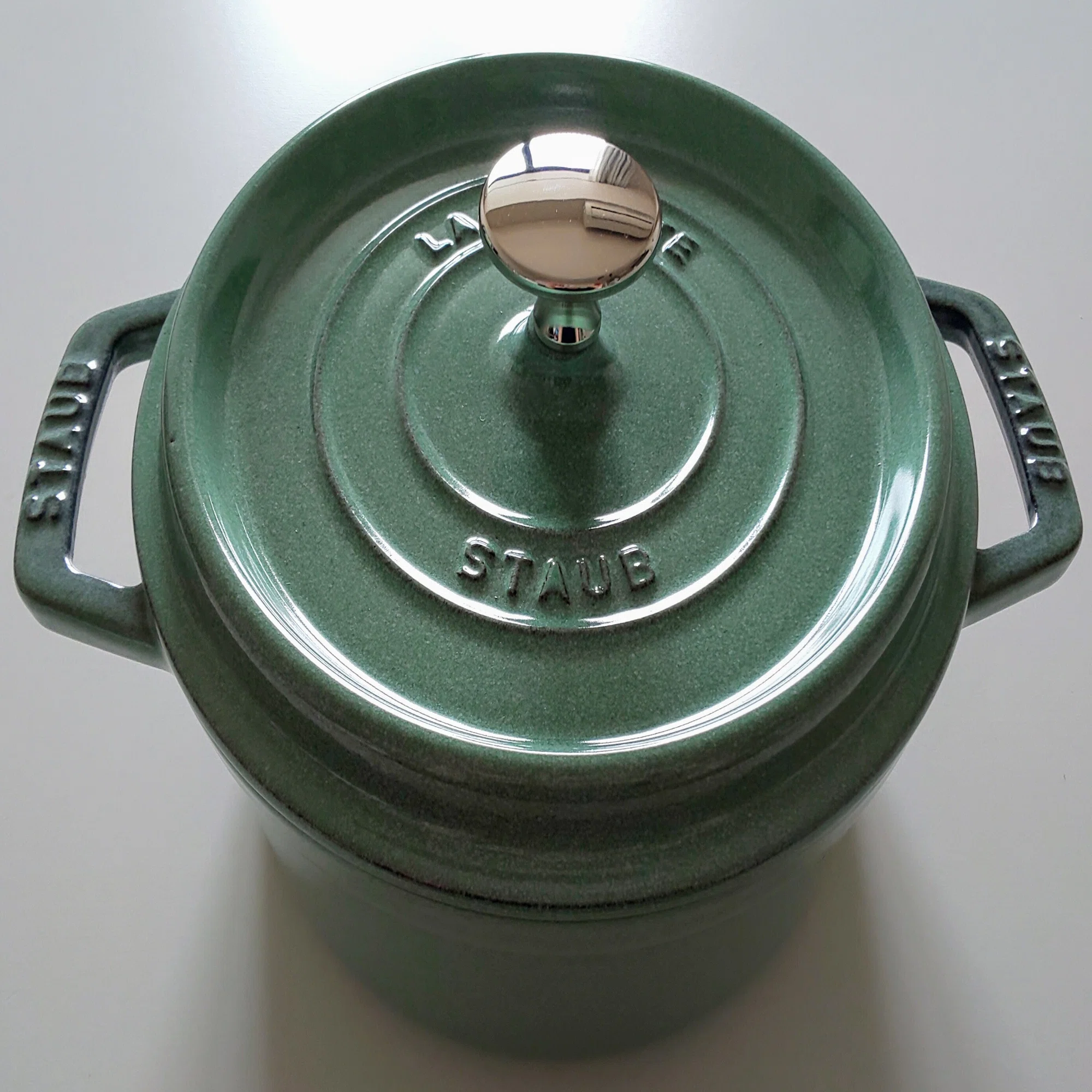 STAUB(ストウブ鍋)ひとつでQOLがup！｜⭐️さま