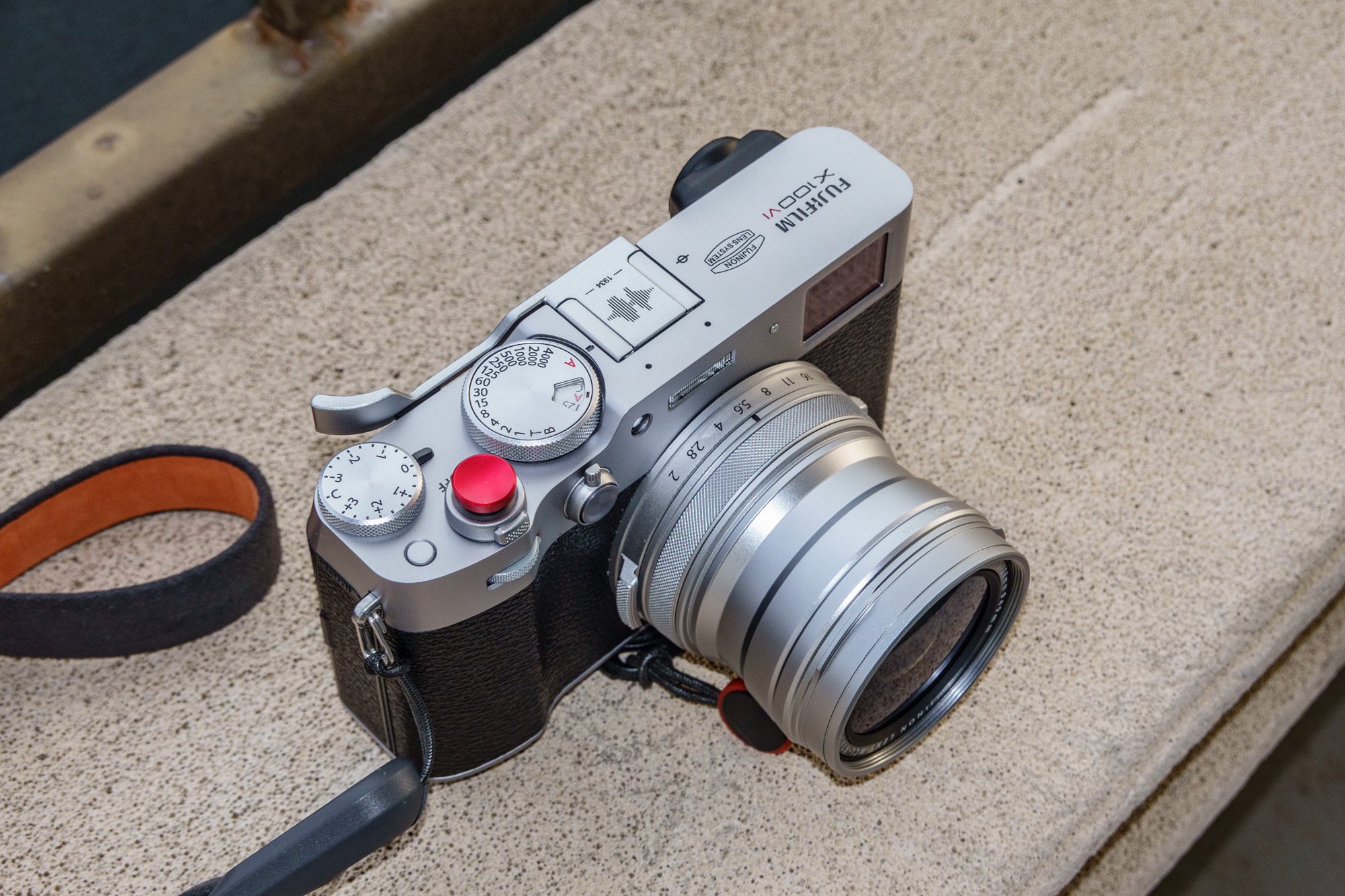 X100Ⅵ用WCL-X100IIを追加投入｜komezou