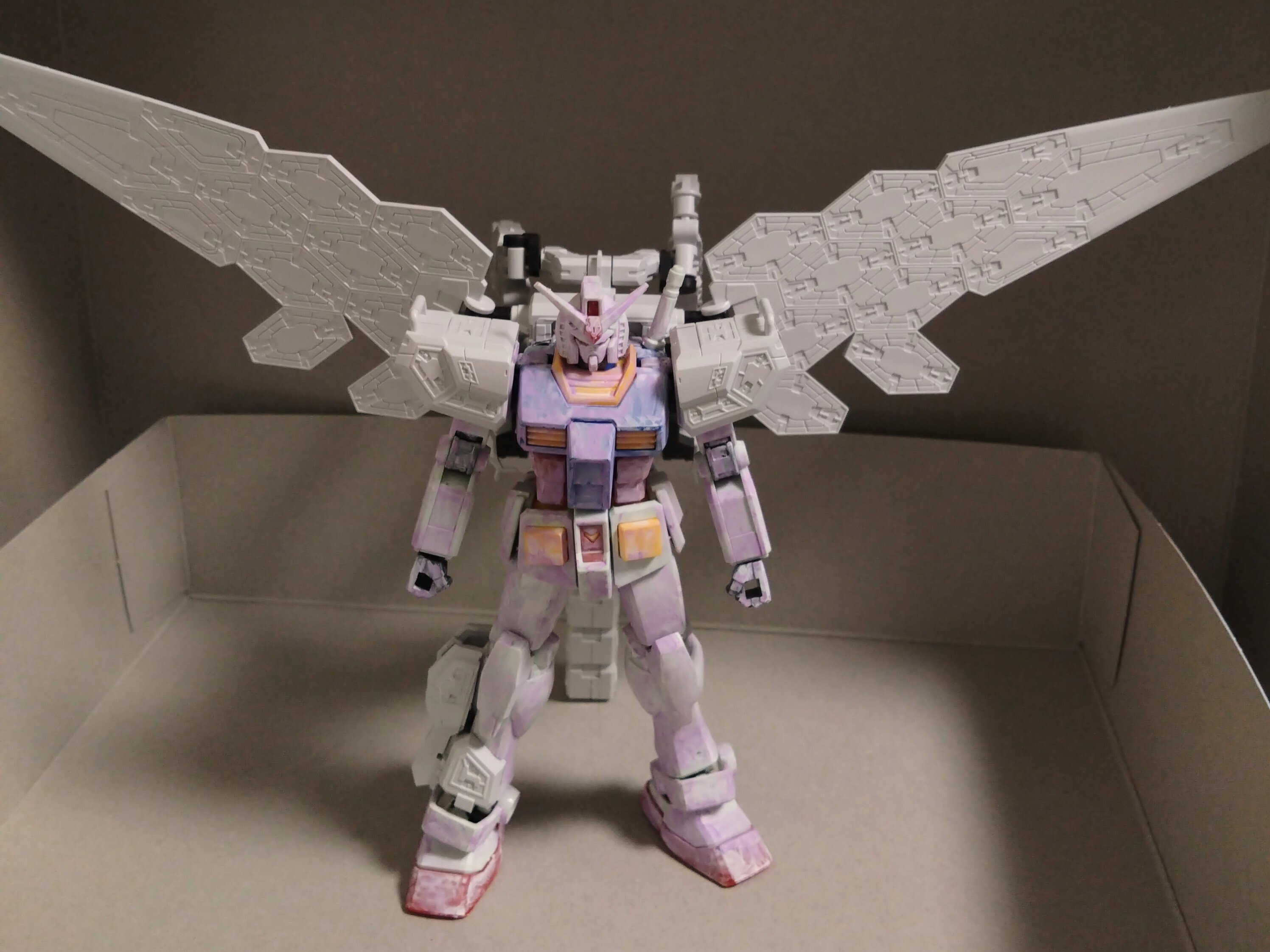 ガンプラ】EGガンダムEGグラスフェザー装備発動篇｜どむとりあ