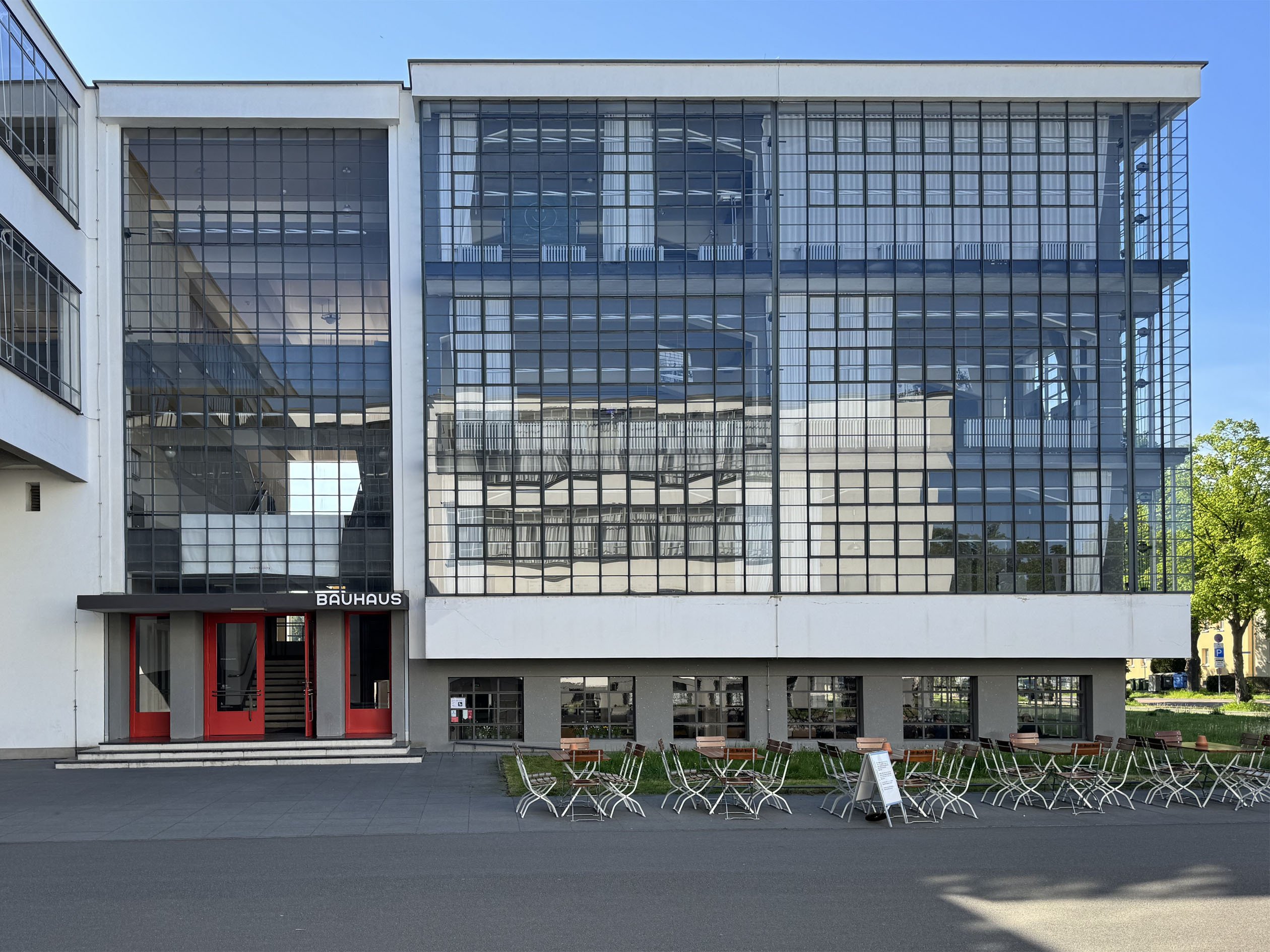 建築】バウハウスってなんですか？｜Hiroshi Kawajiri