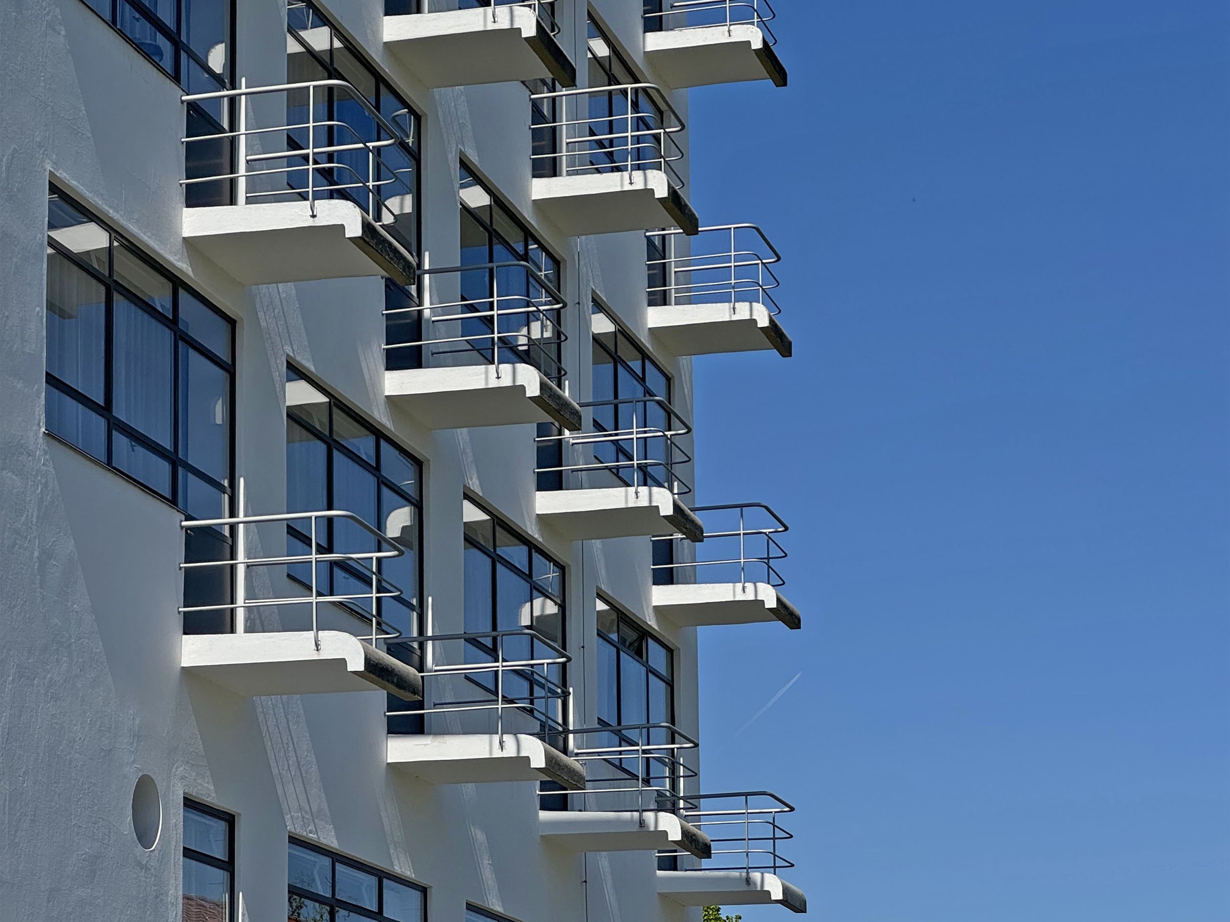 建築】バウハウスってなんですか？｜Hiroshi Kawajiri