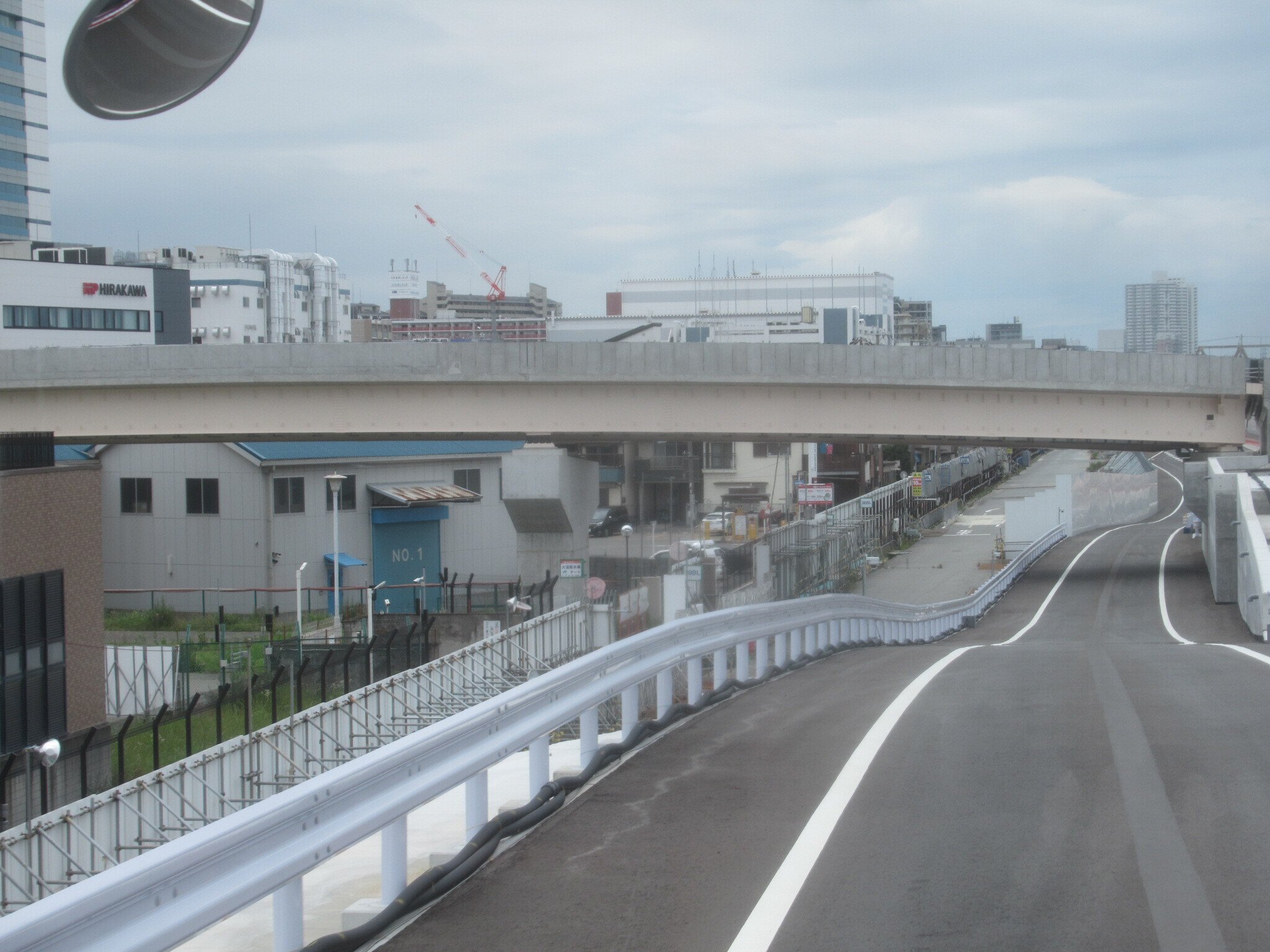 続：【大阪・関西万博】作りかけの高速道路を疾走するシャトル